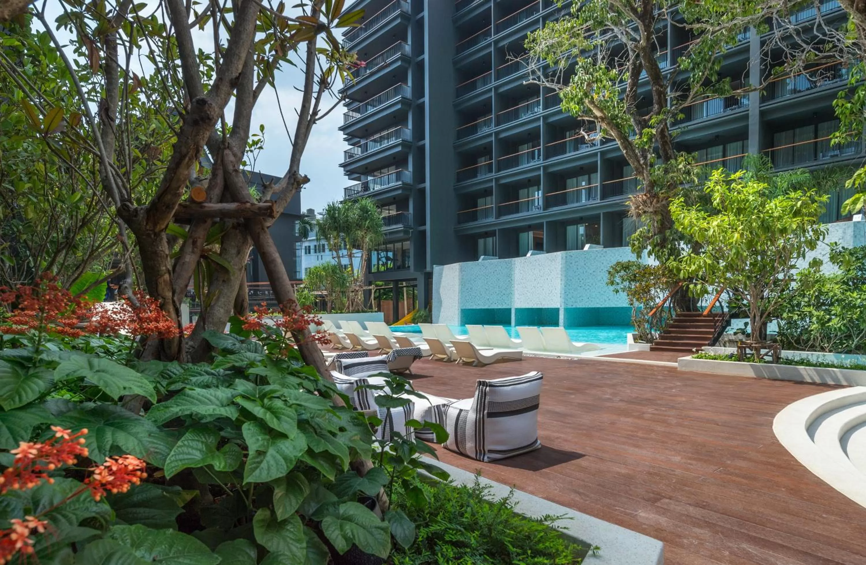Swimming pool in Panan Krabi Resort