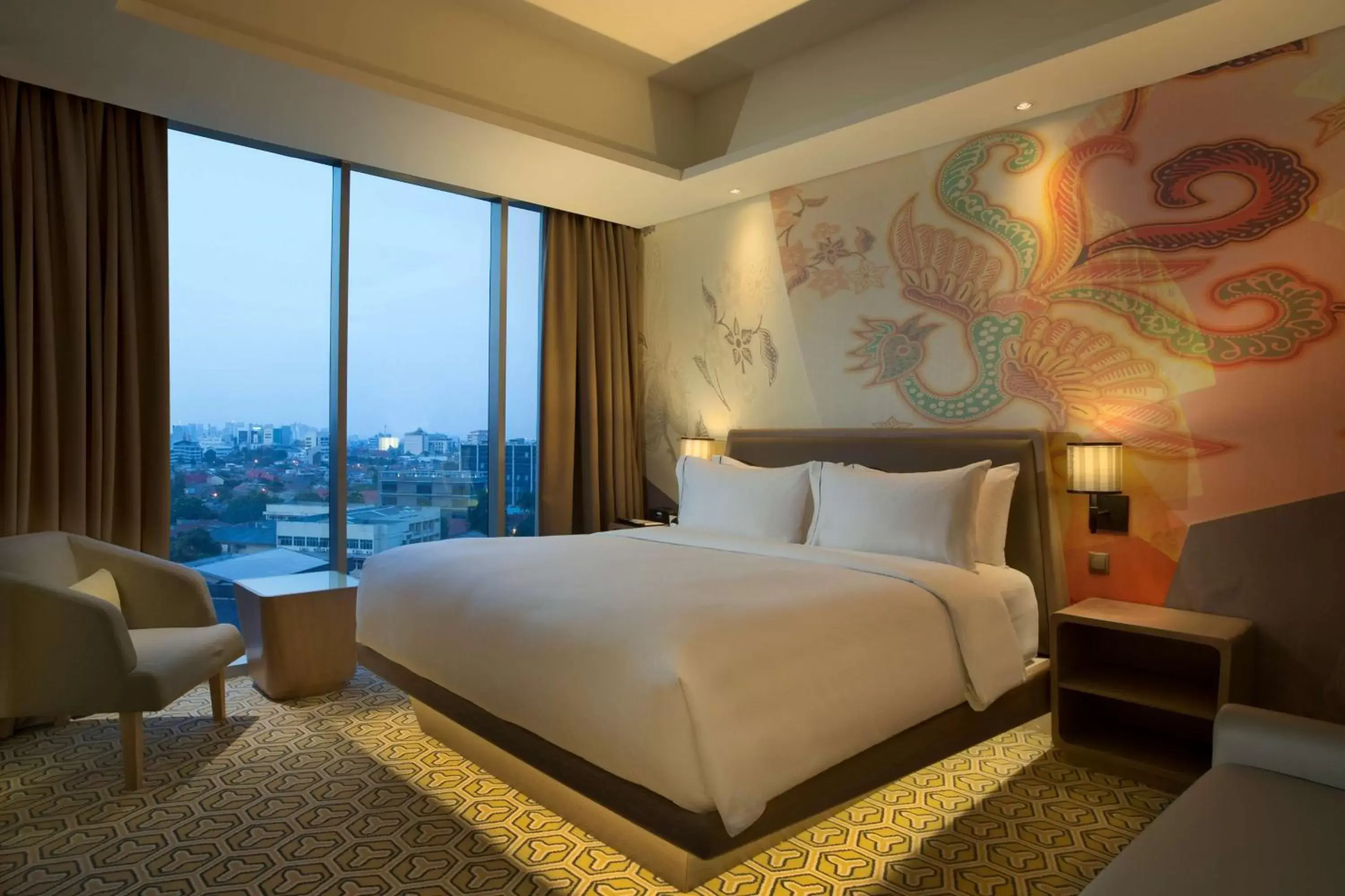 Bed in DoubleTree by Hilton Jakarta - Diponegoro