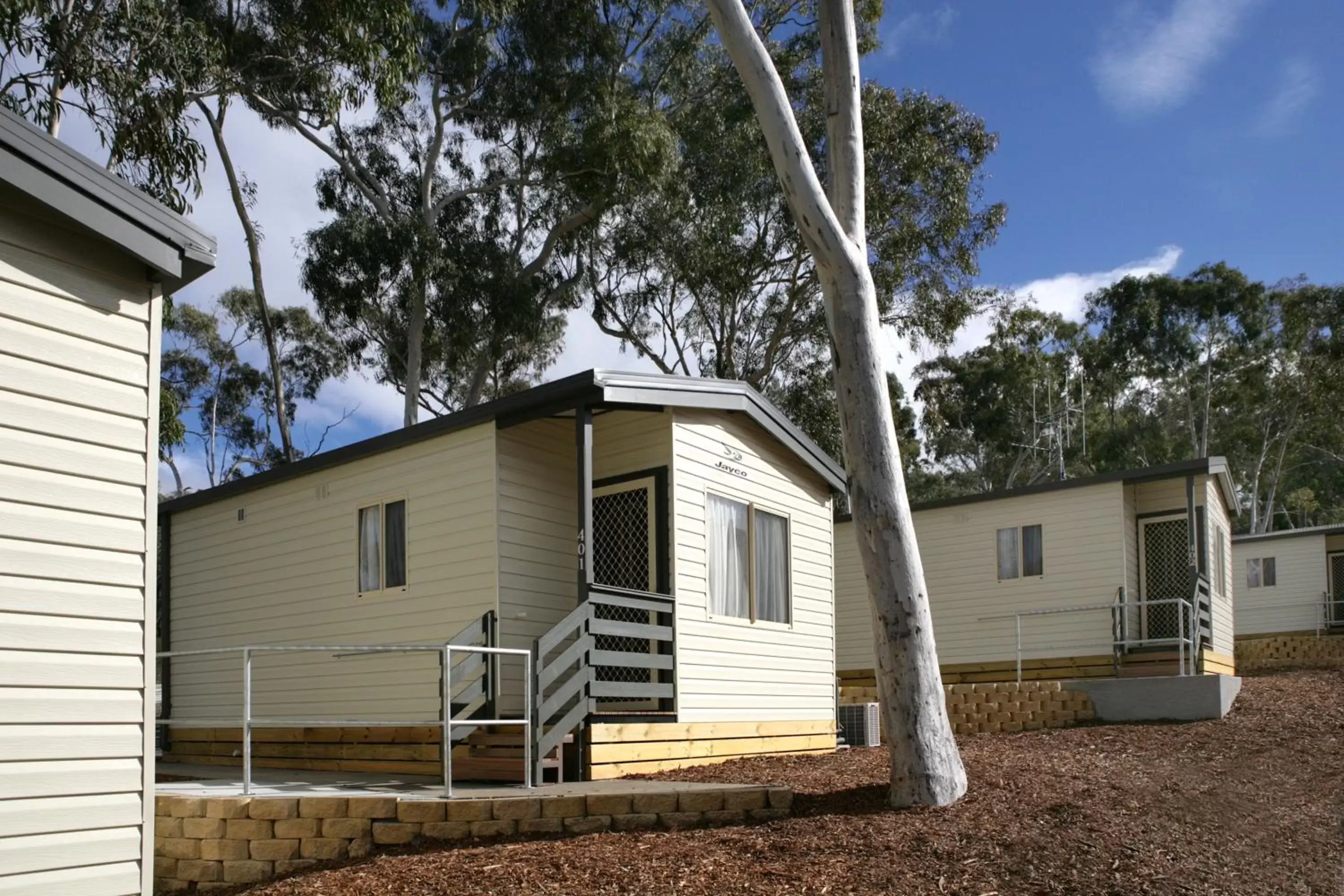 Facade/entrance, Property Building in Alivio Tourist Park Canberra