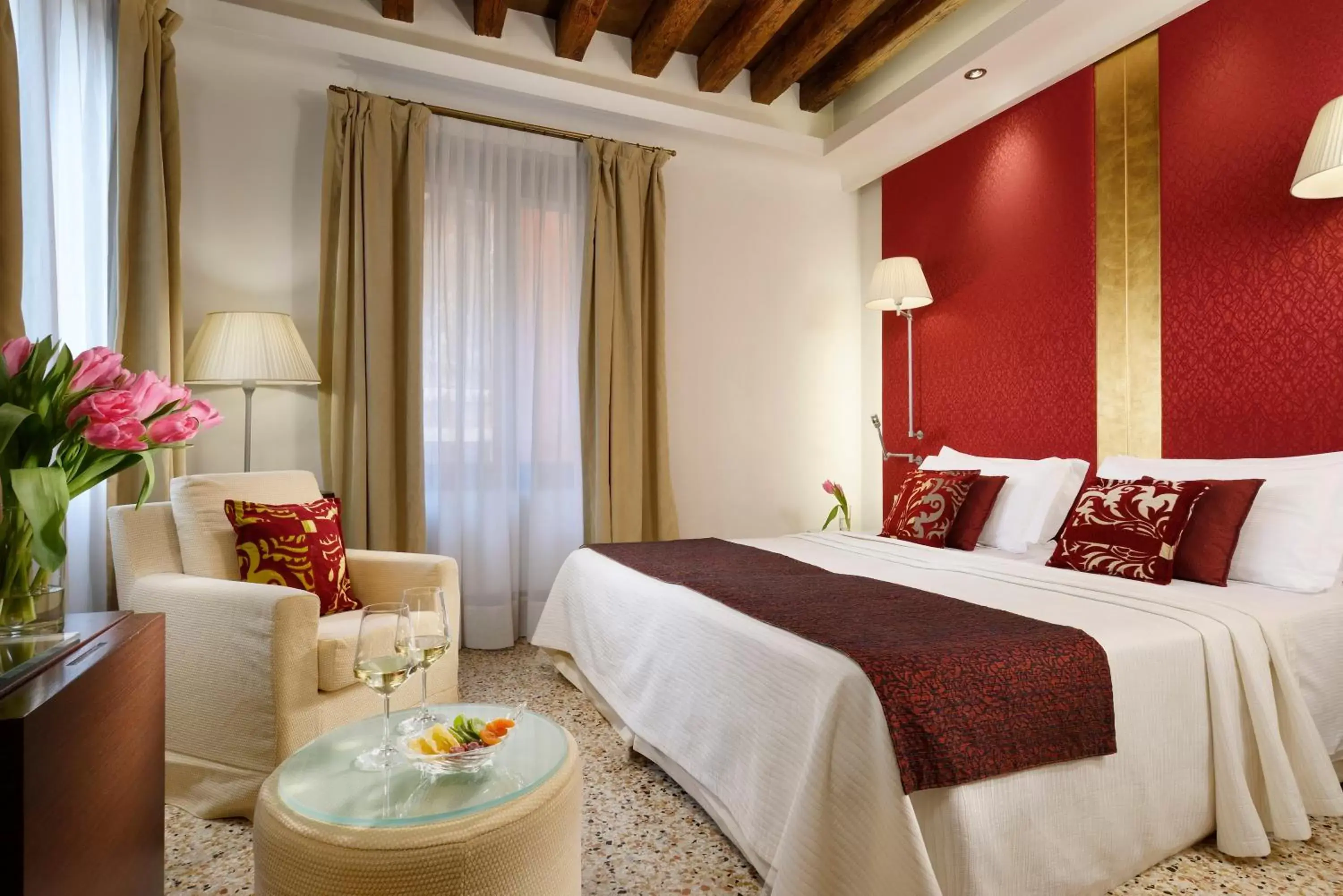 Bedroom, Bed in Hotel Palazzo Giovanelli e Gran Canal