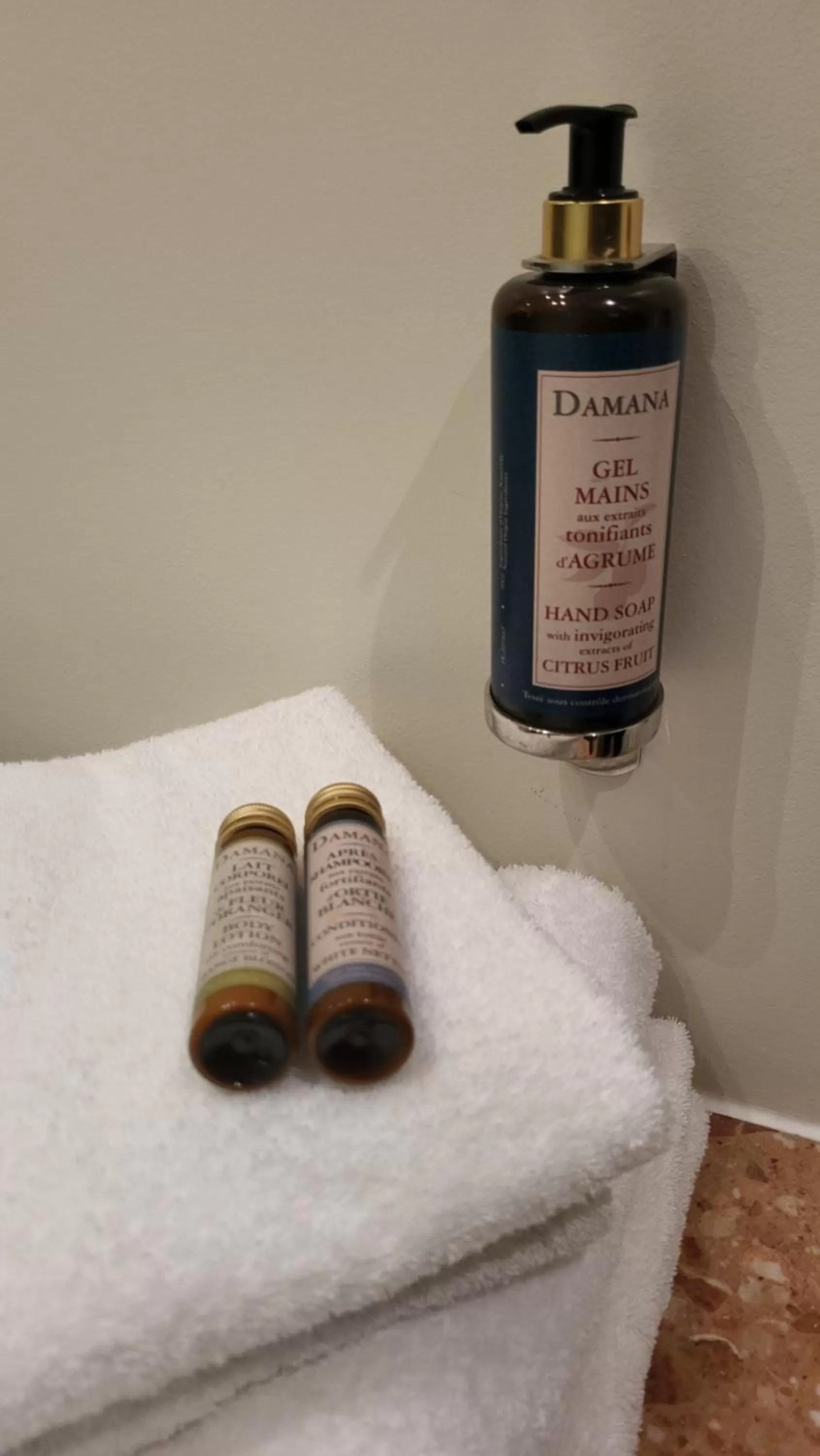 towels in Hôtel Paris Neuilly