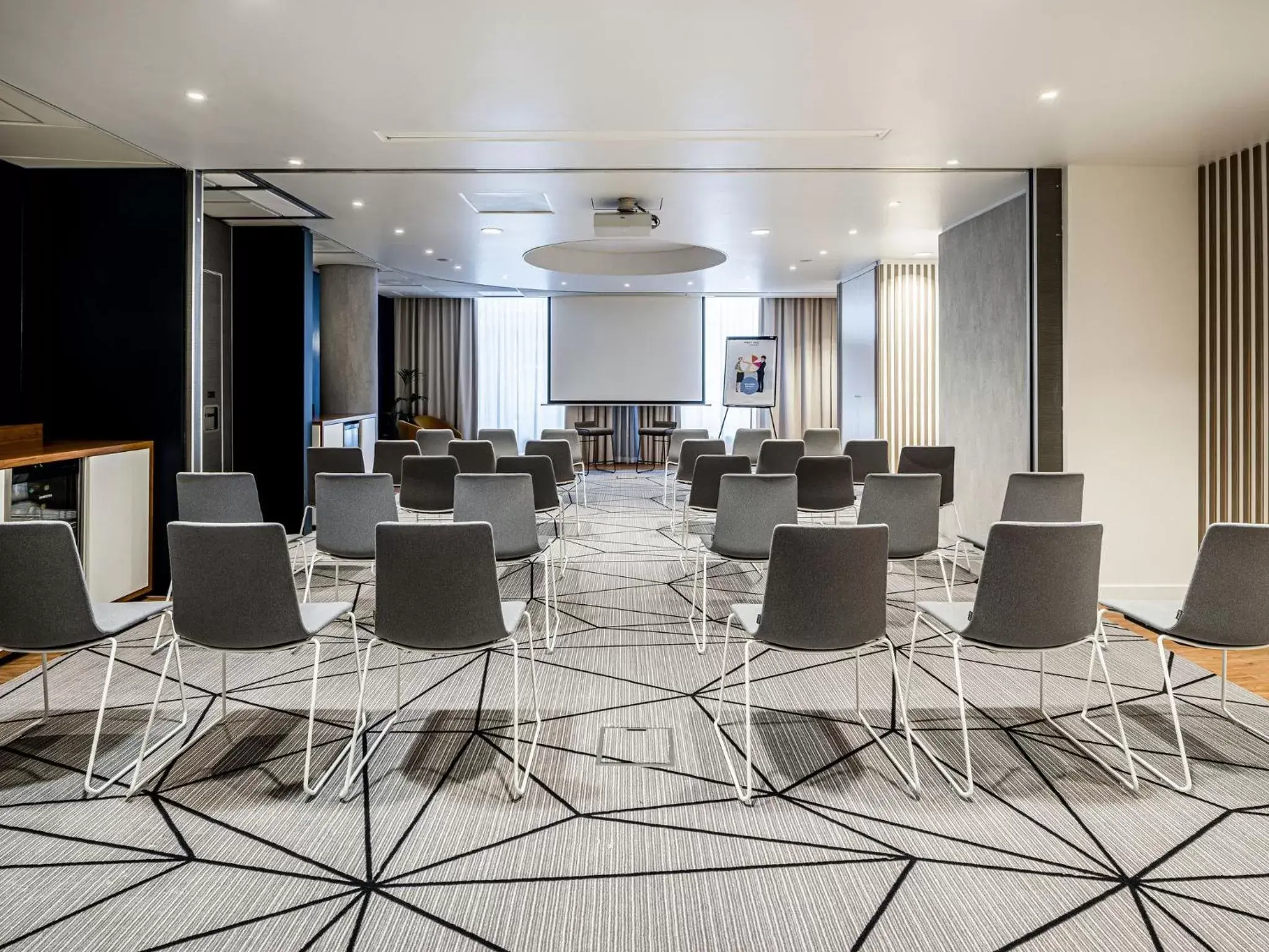 Meeting/conference room in Novotel Den Haag City Centre, fully renovated