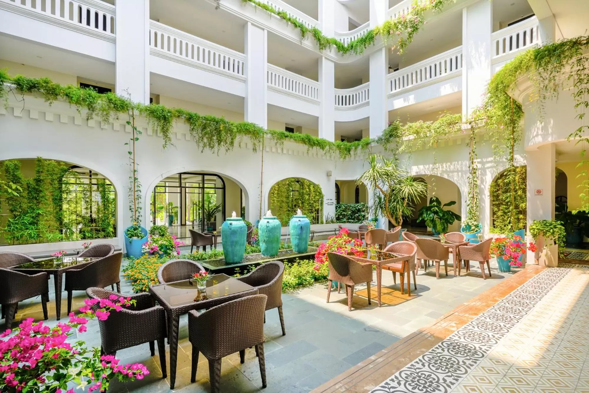 Property building in Lasenta Boutique Hotel Hoian