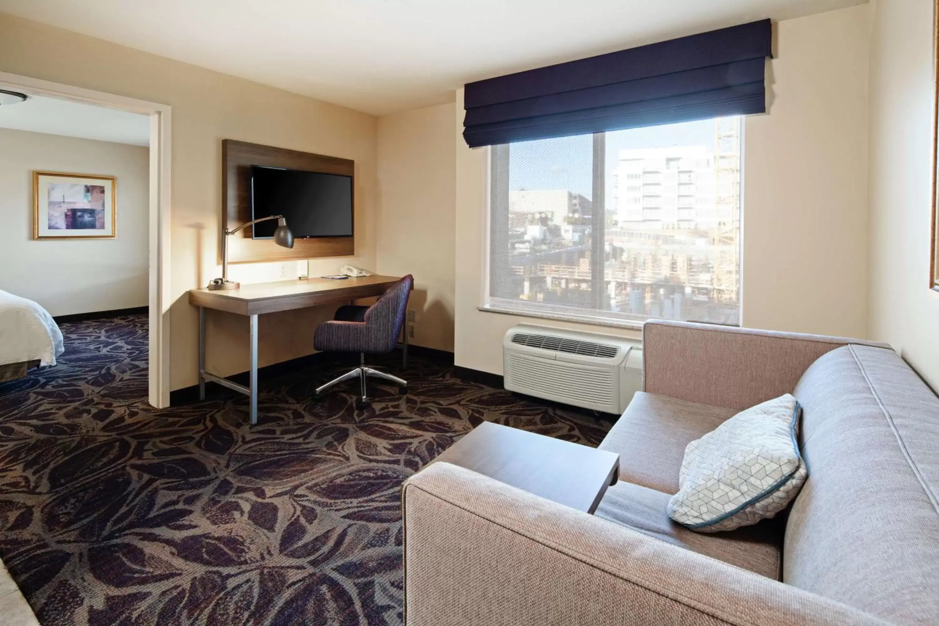 Bedroom, Seating Area in Hampton Inn & Suites Bremerton