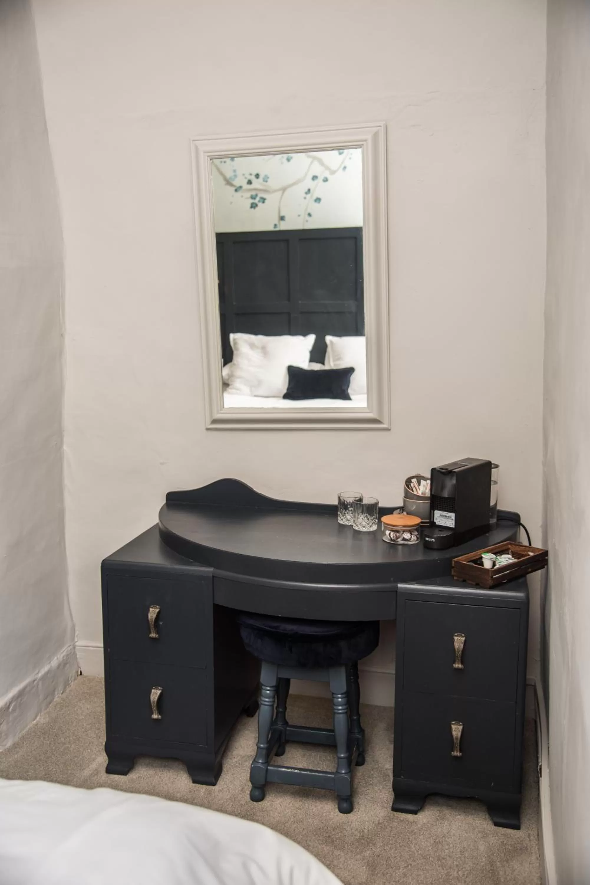 Bedroom in The Crown