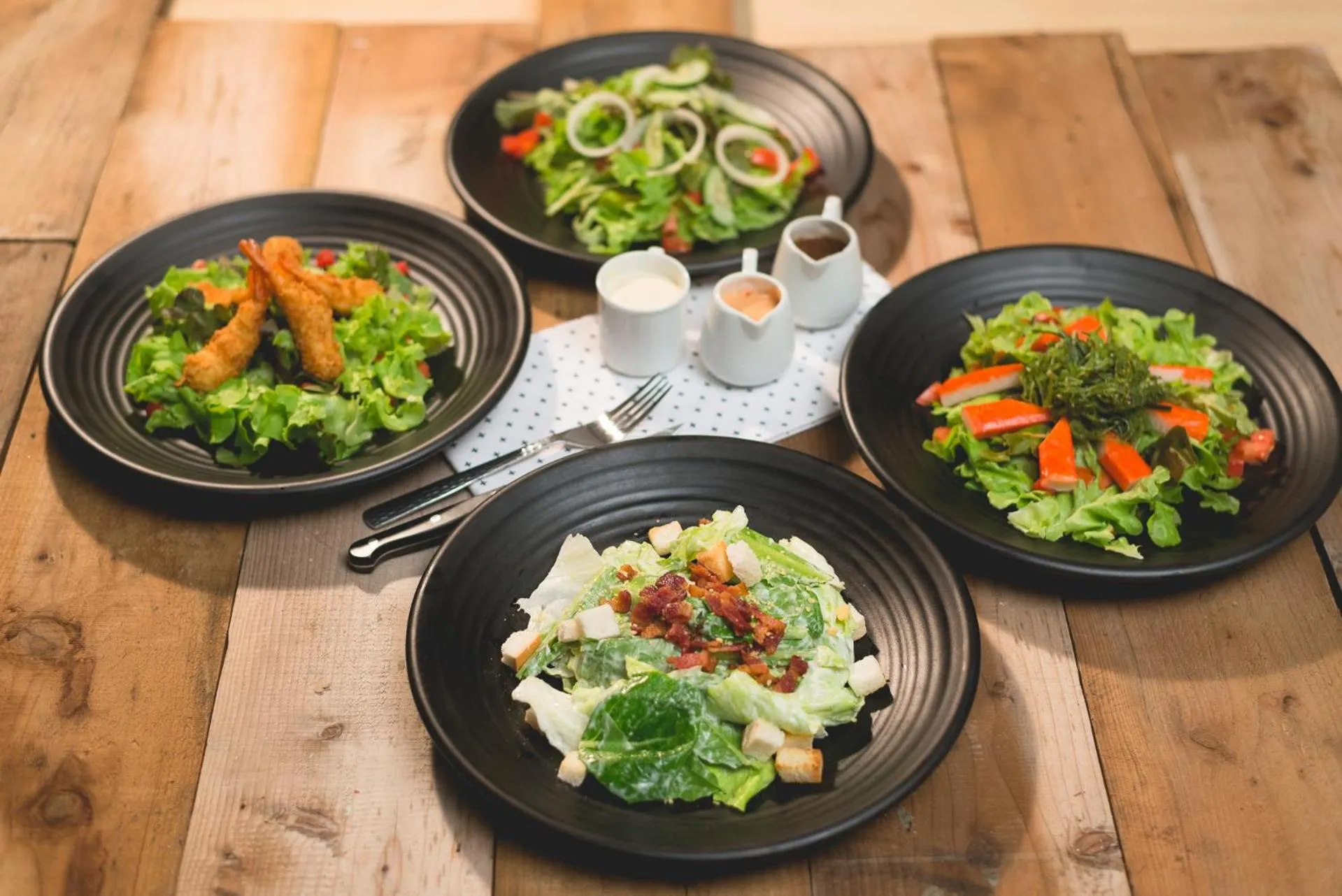 Dinner in River Kwai Hotel