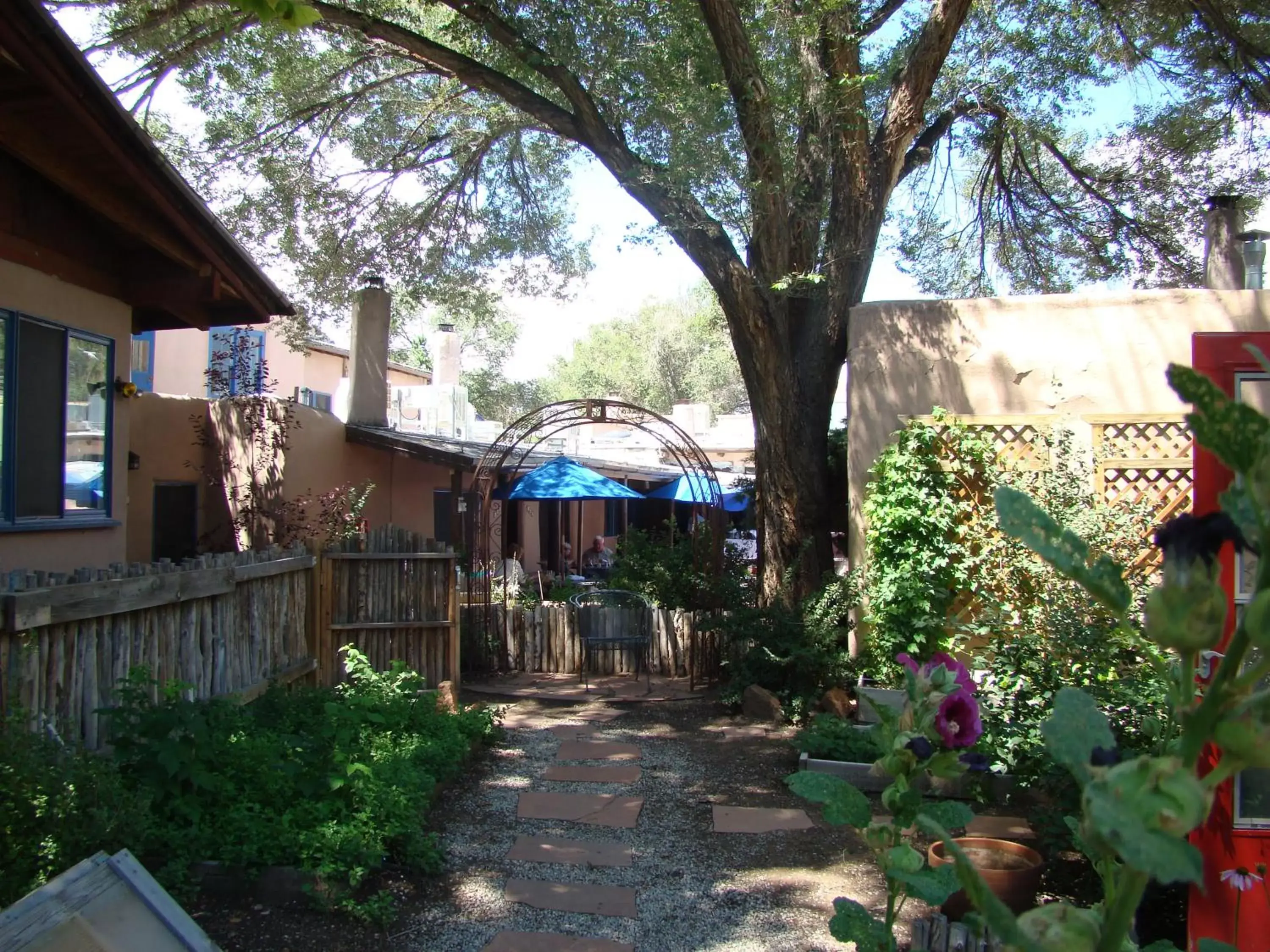 Garden, Property Building in The Historic Taos Inn