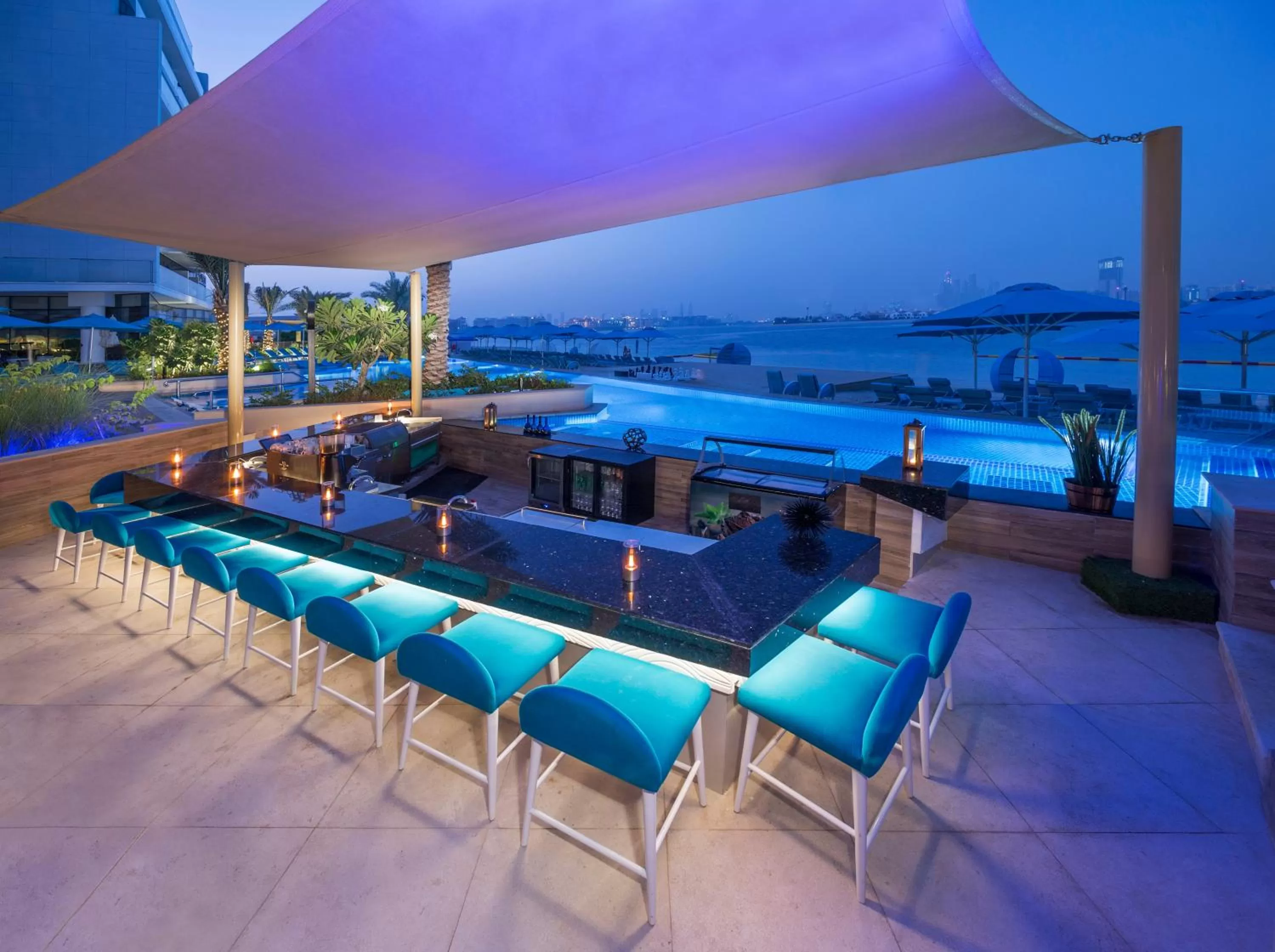 Lounge or bar in The Retreat Palm Dubai MGallery by Sofitel