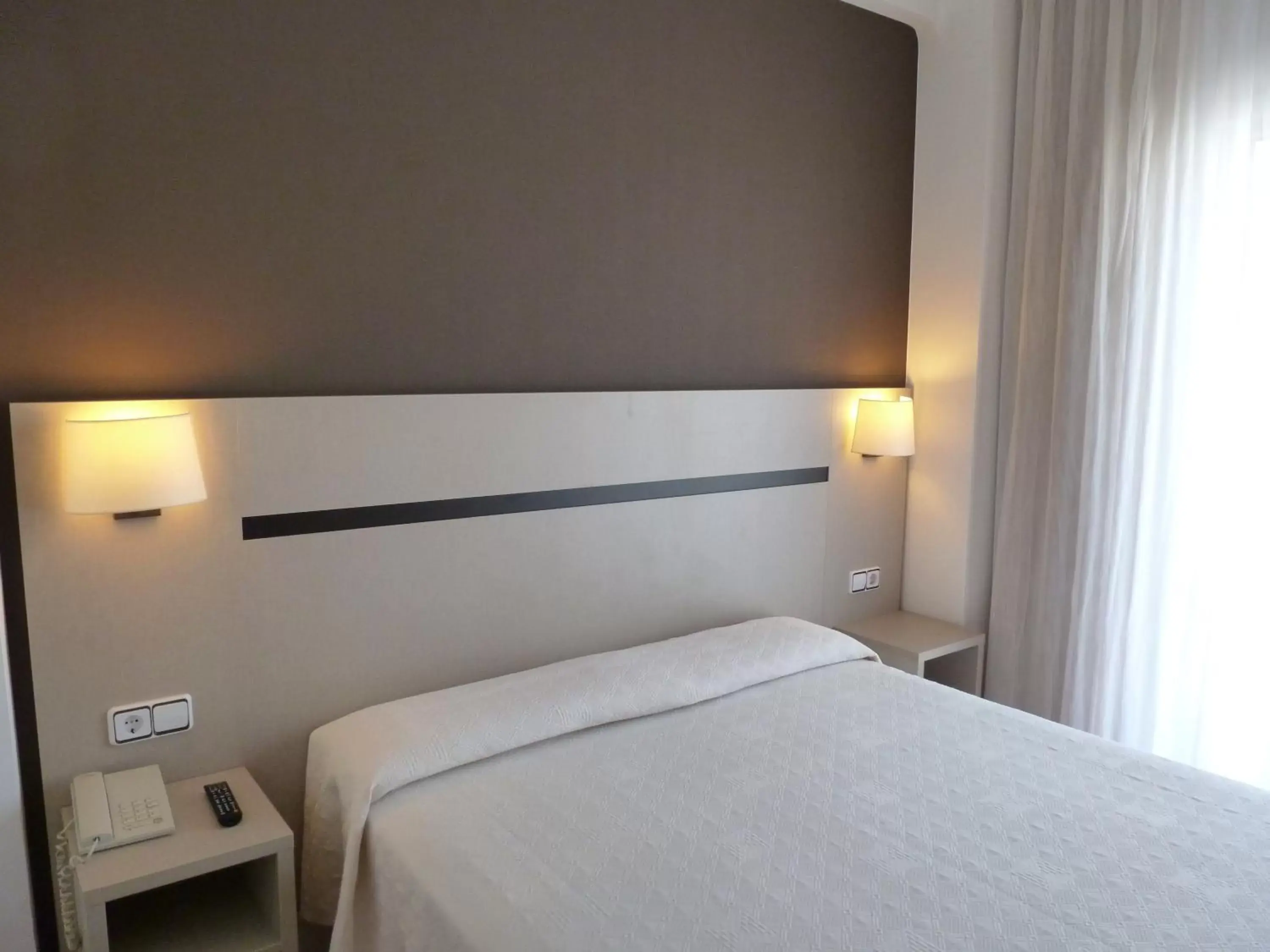 Bed in Hotel Costa Brava
