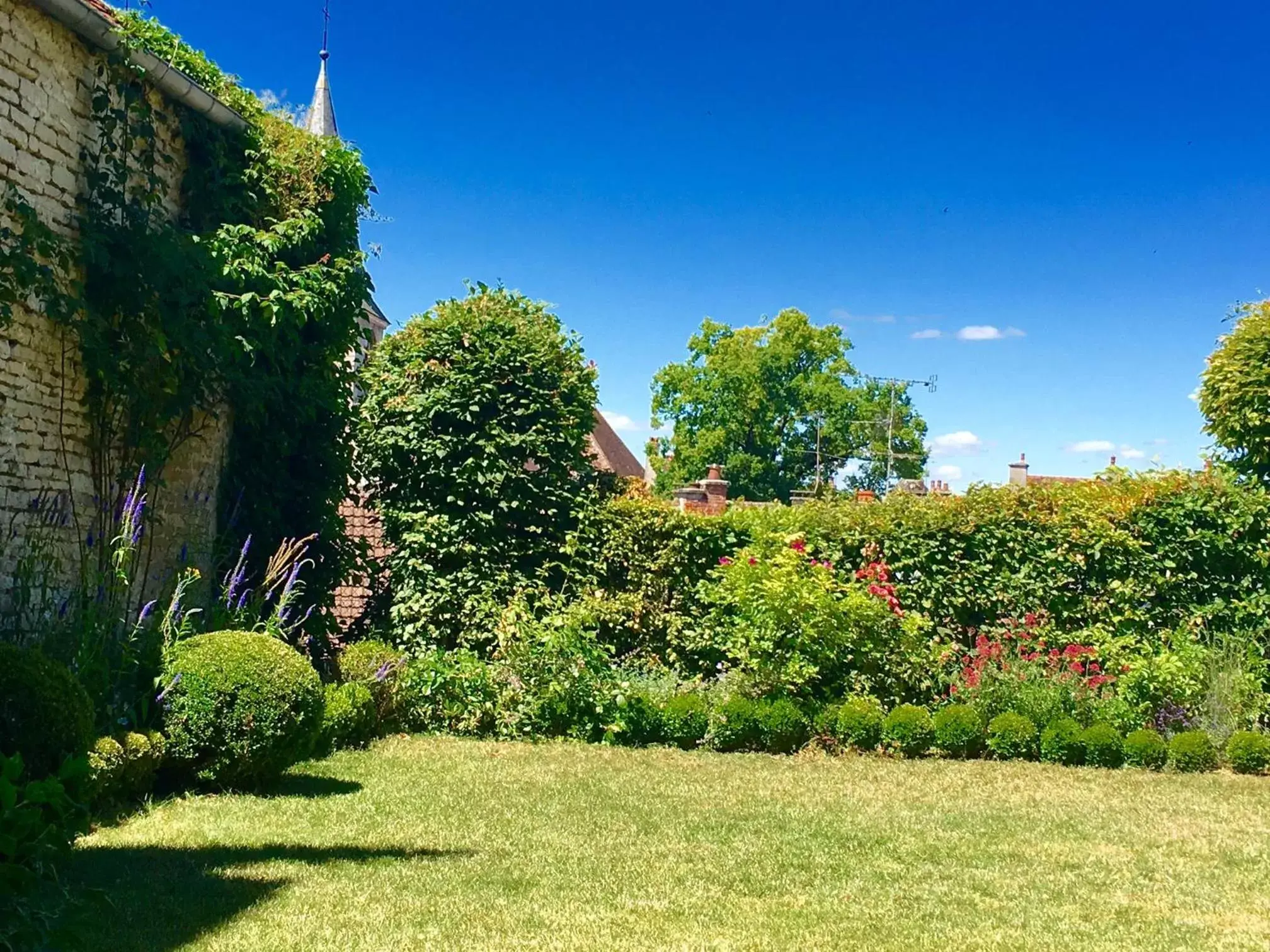 Garden in B&B Le Jardin de Carco