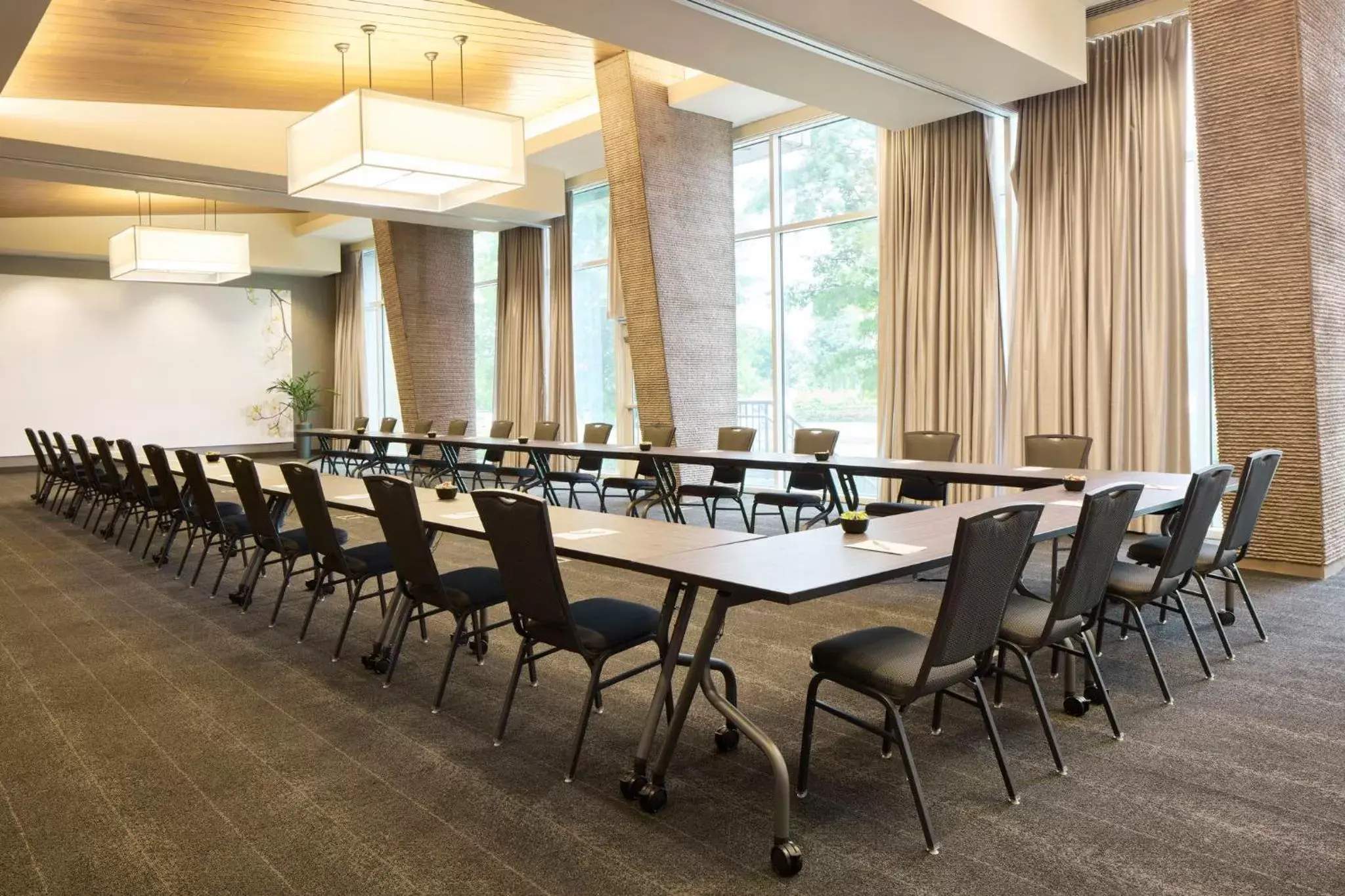 Meeting/conference room in Archer Hotel Falls Church