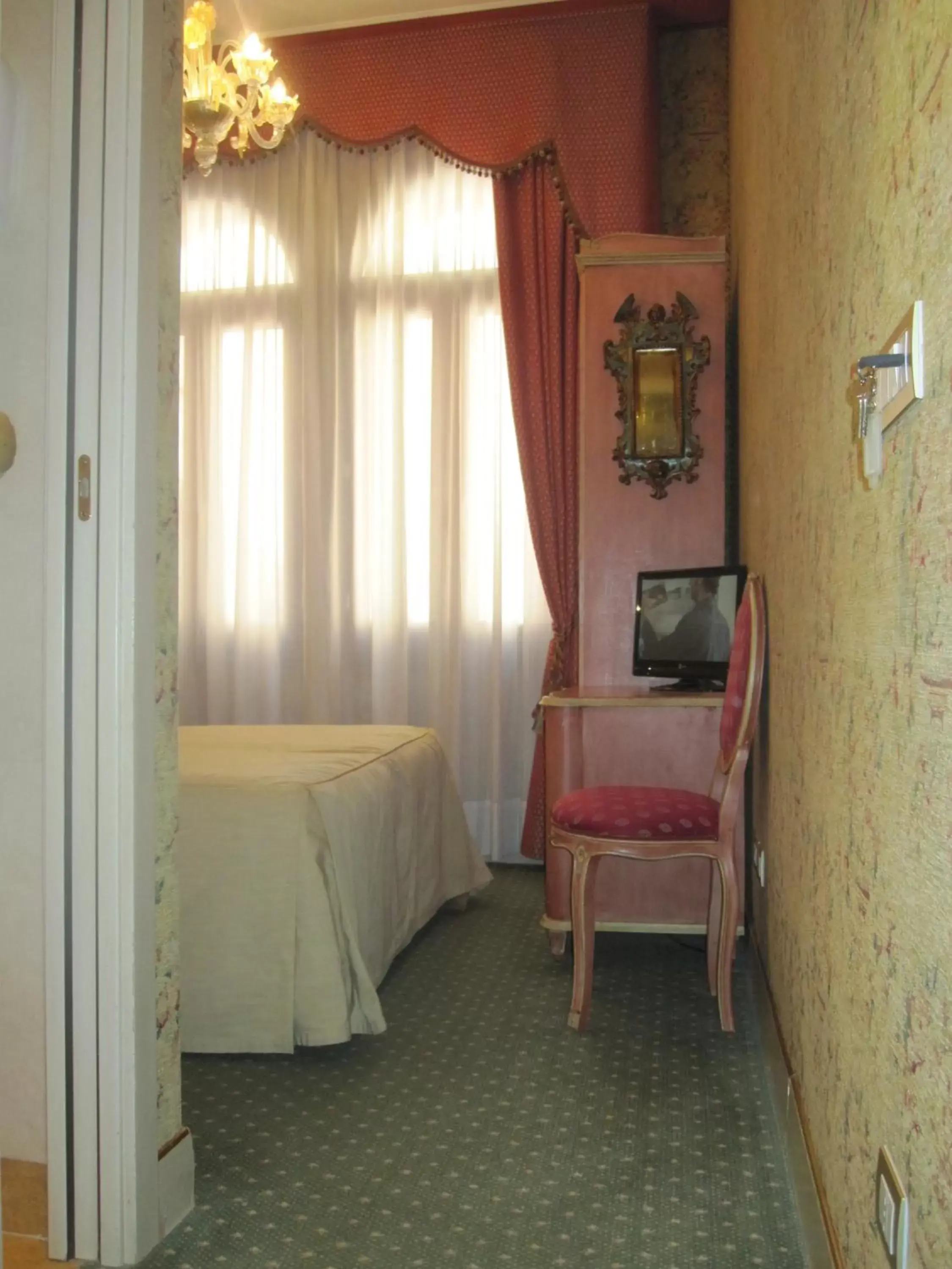 Photo of the whole room, Bed in Locanda Ca' del Brocchi