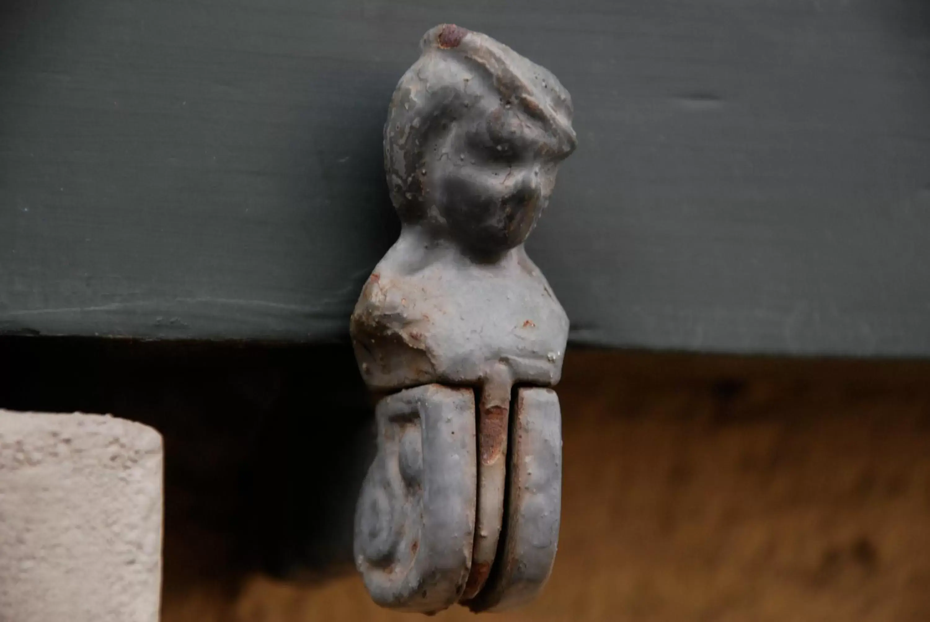 Decorative detail, Children in The Bed + Breakfast