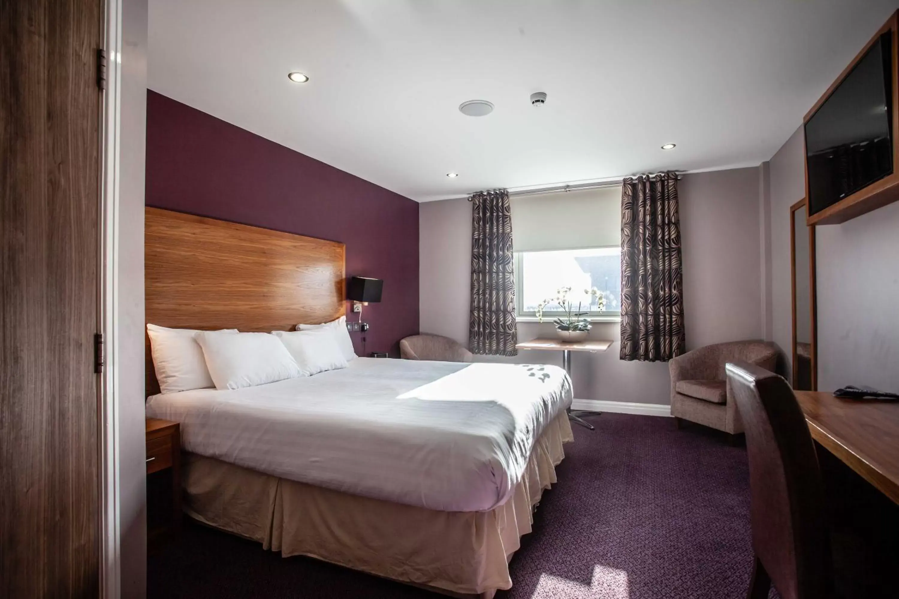 Bed in Blackpool Football Club Stadium Hotel, a member of Radisson Individuals