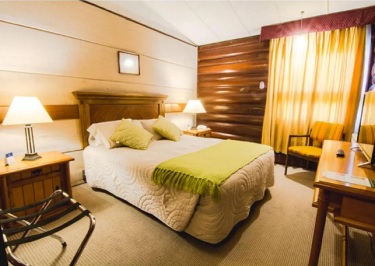 Photo of the whole room, Bed in Panamericana Hotel Ancud