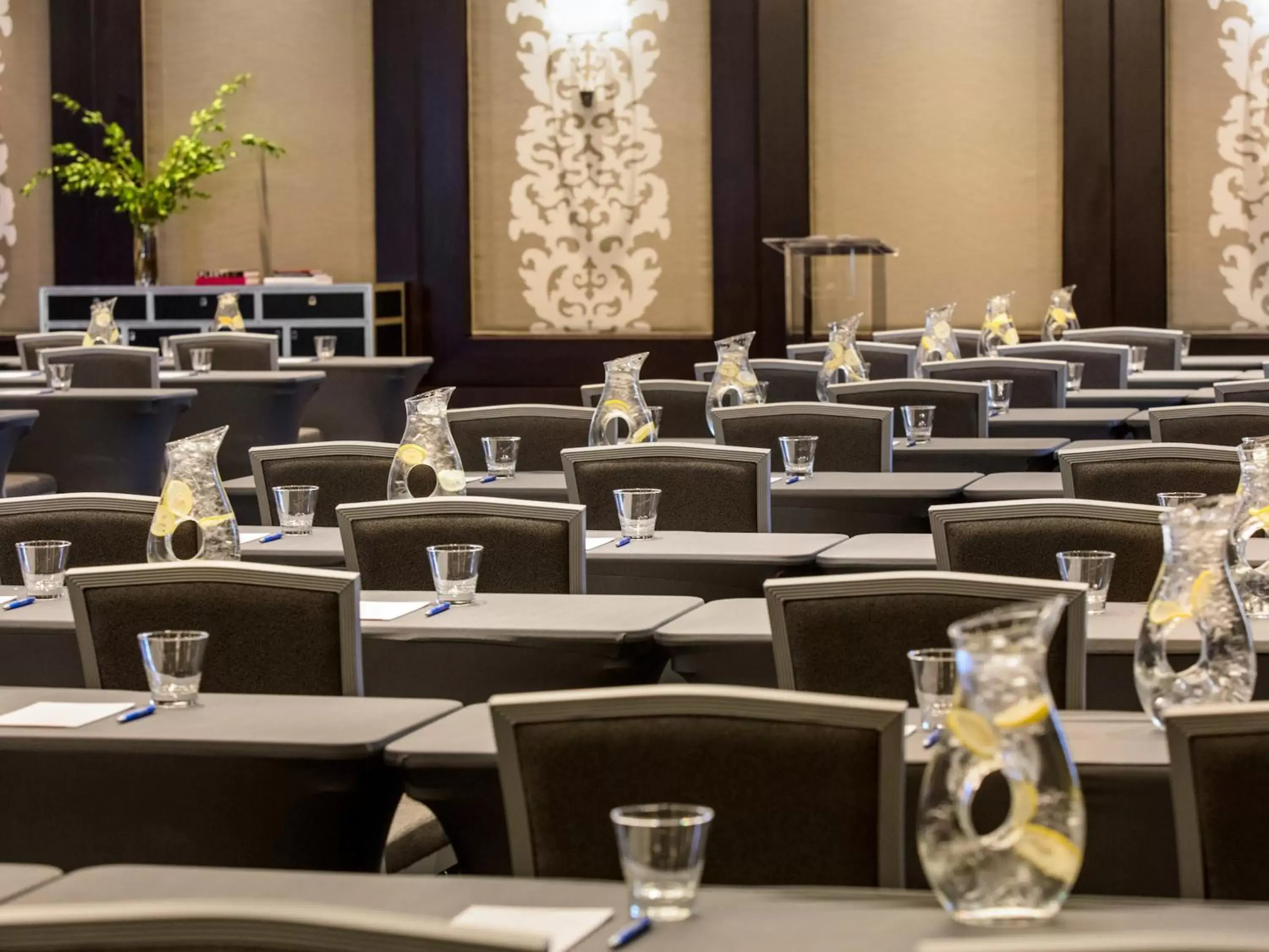 Meeting/conference room in Kimpton Tryon Park Hotel, an IHG Hotel