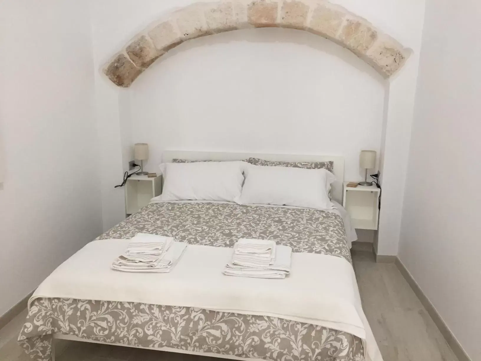 Bed in Vicolo Fiorito B&B