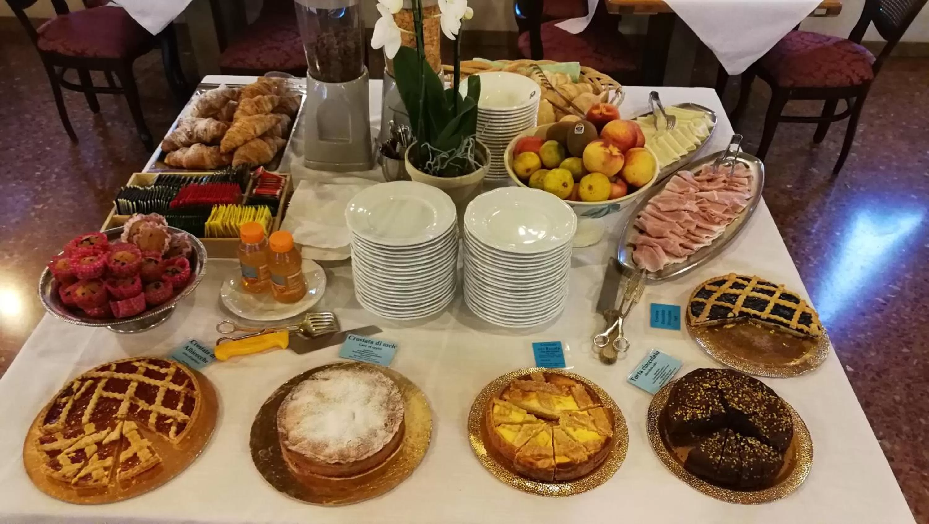 Food in Hotel AB Baretta