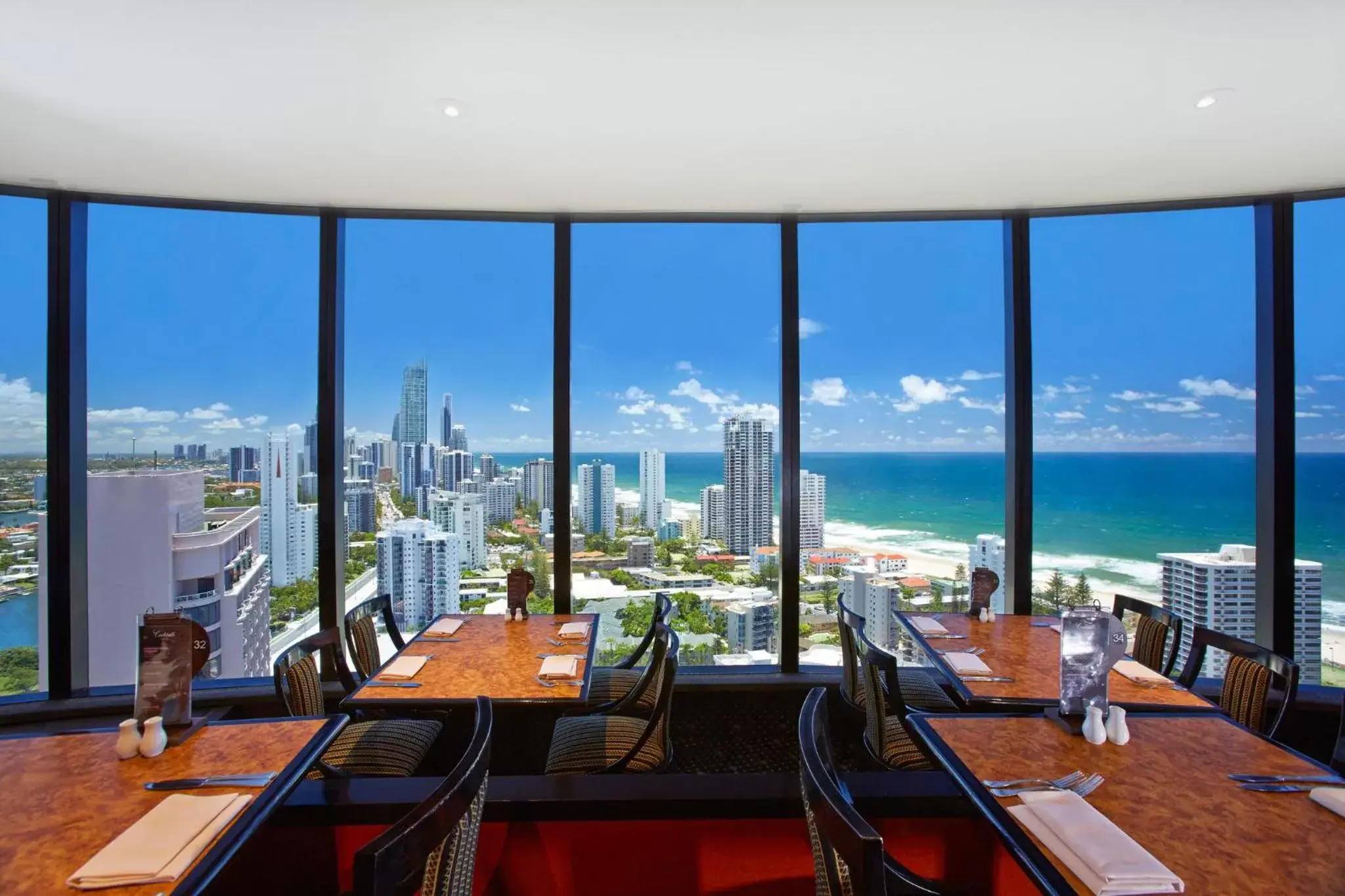 Restaurant/Places to Eat in Crowne Plaza Surfers Paradise, an IHG Hotel