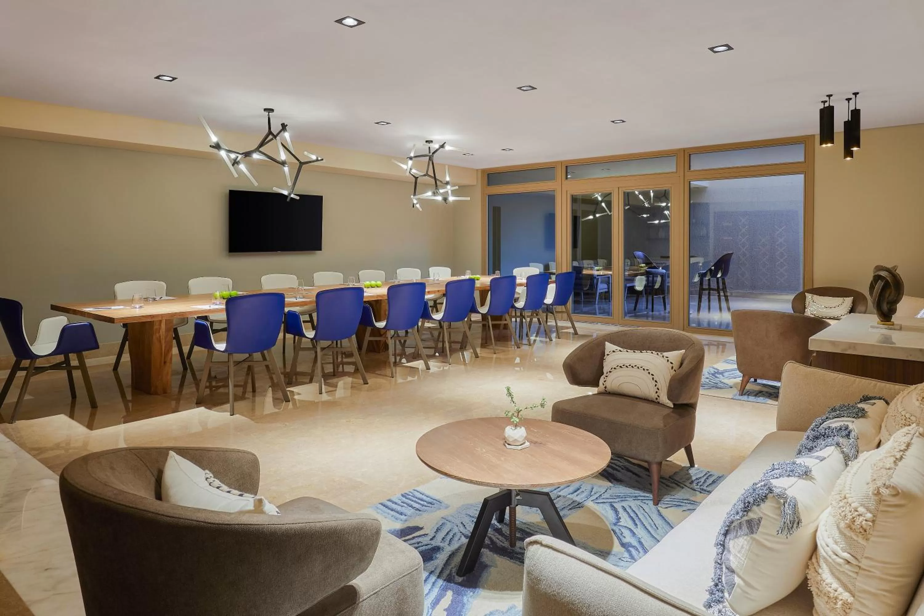 Business facilities in Hyatt Regency Cairo West