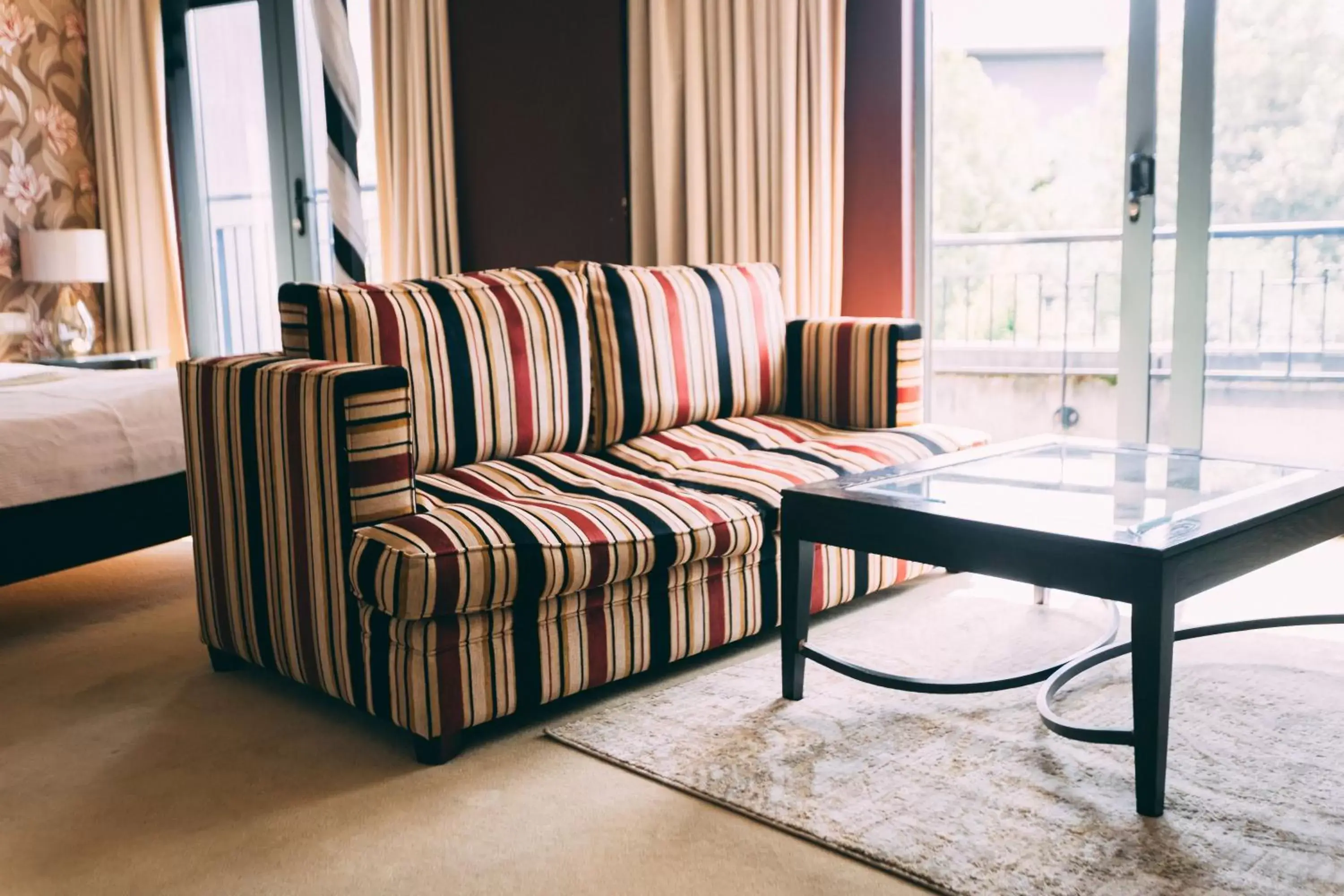 Property building, Seating Area in The Parkview Hotel