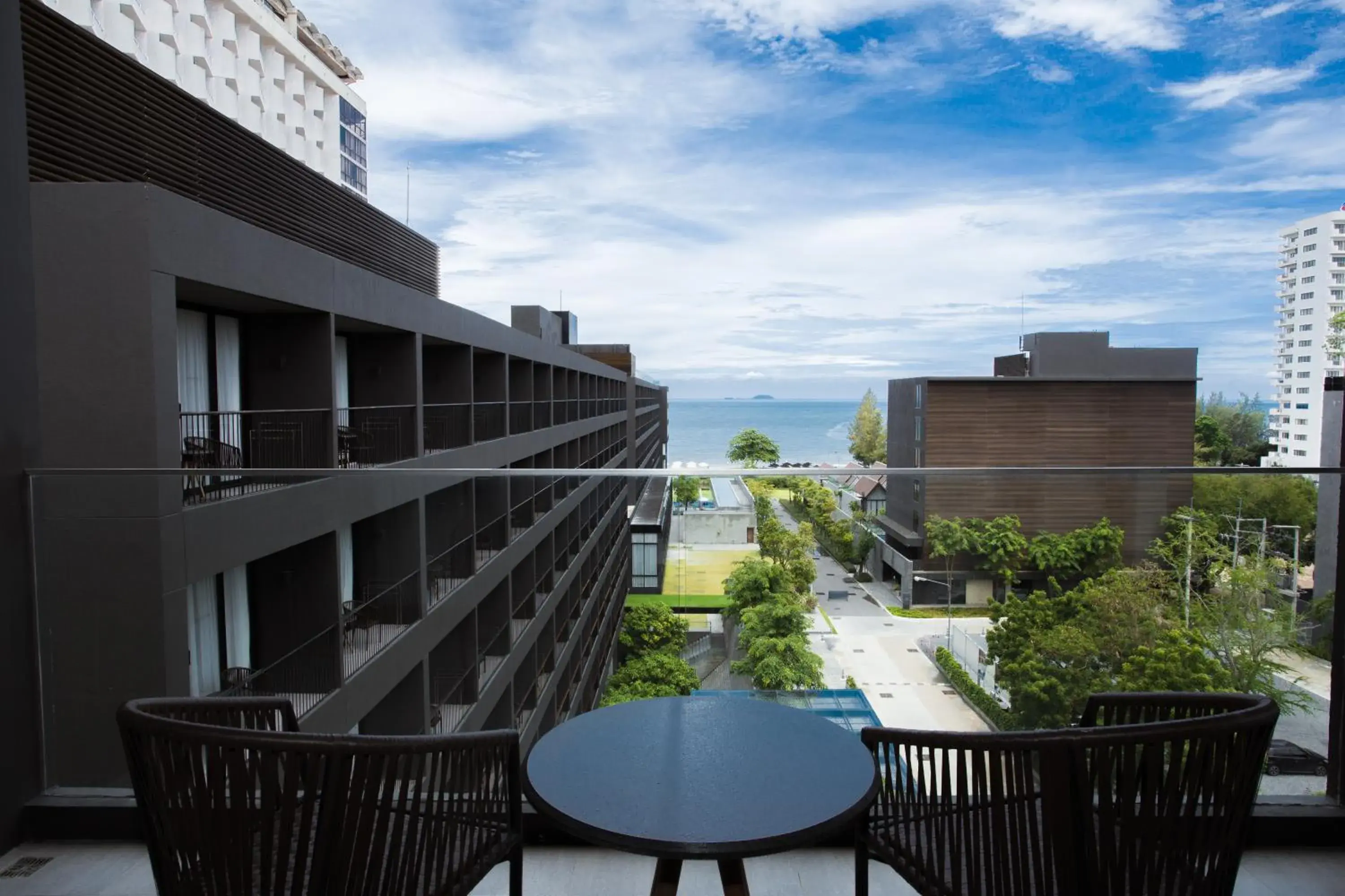 Sea view, Balcony/Terrace in Ana Anan Resort & Villas Pattaya