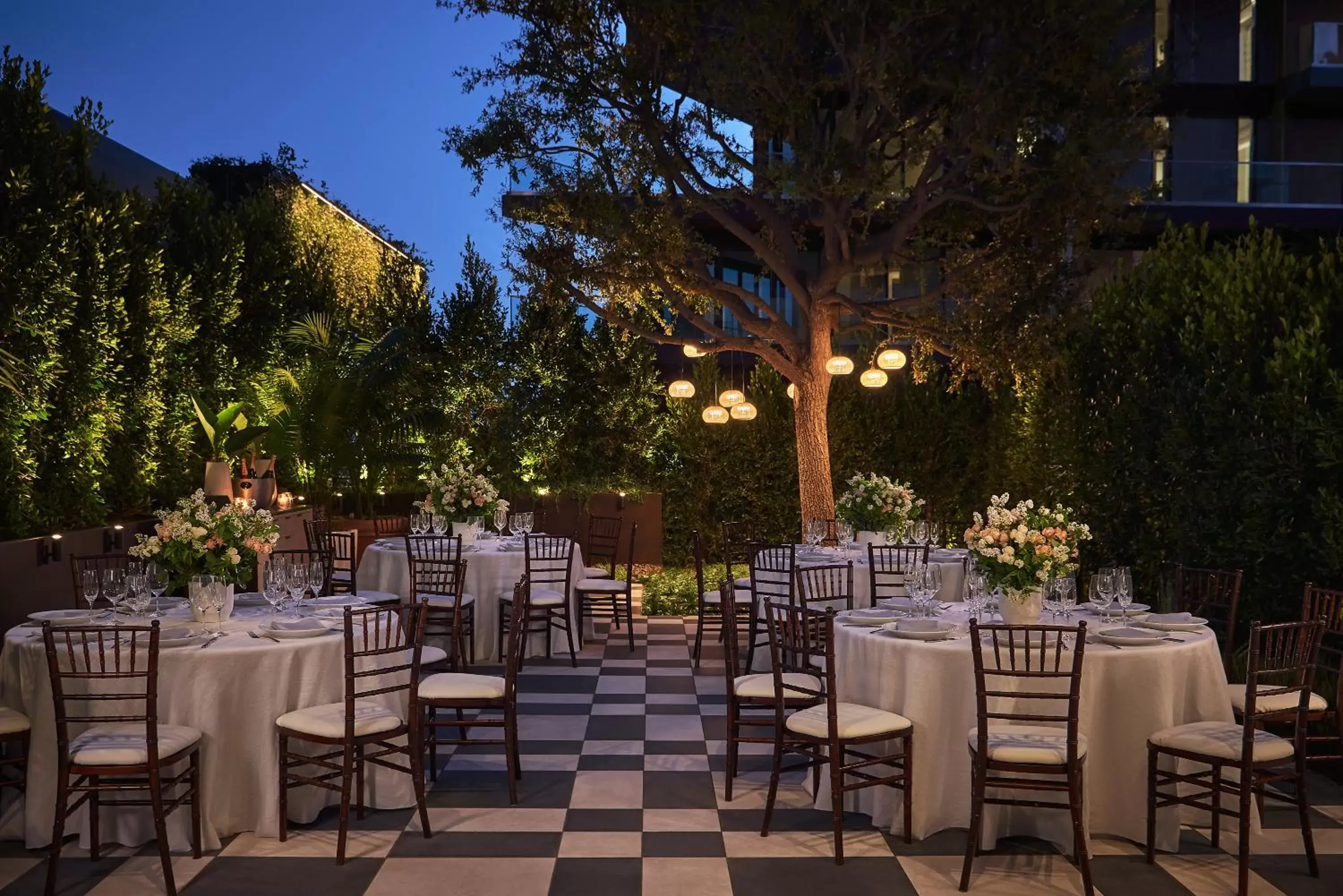 Natural landscape, Restaurant/Places to Eat in Pendry West Hollywood
