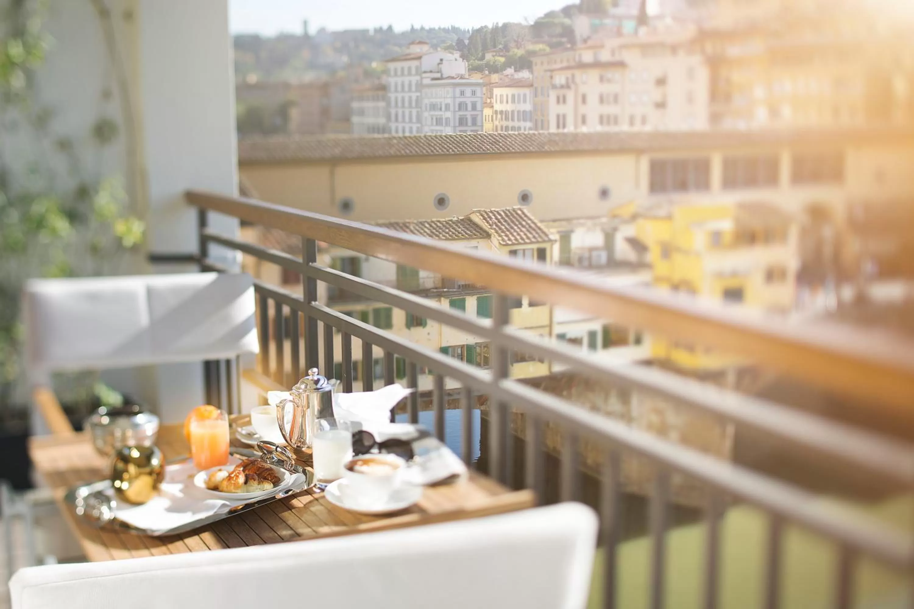 River view in Portrait Firenze - Lungarno Collection