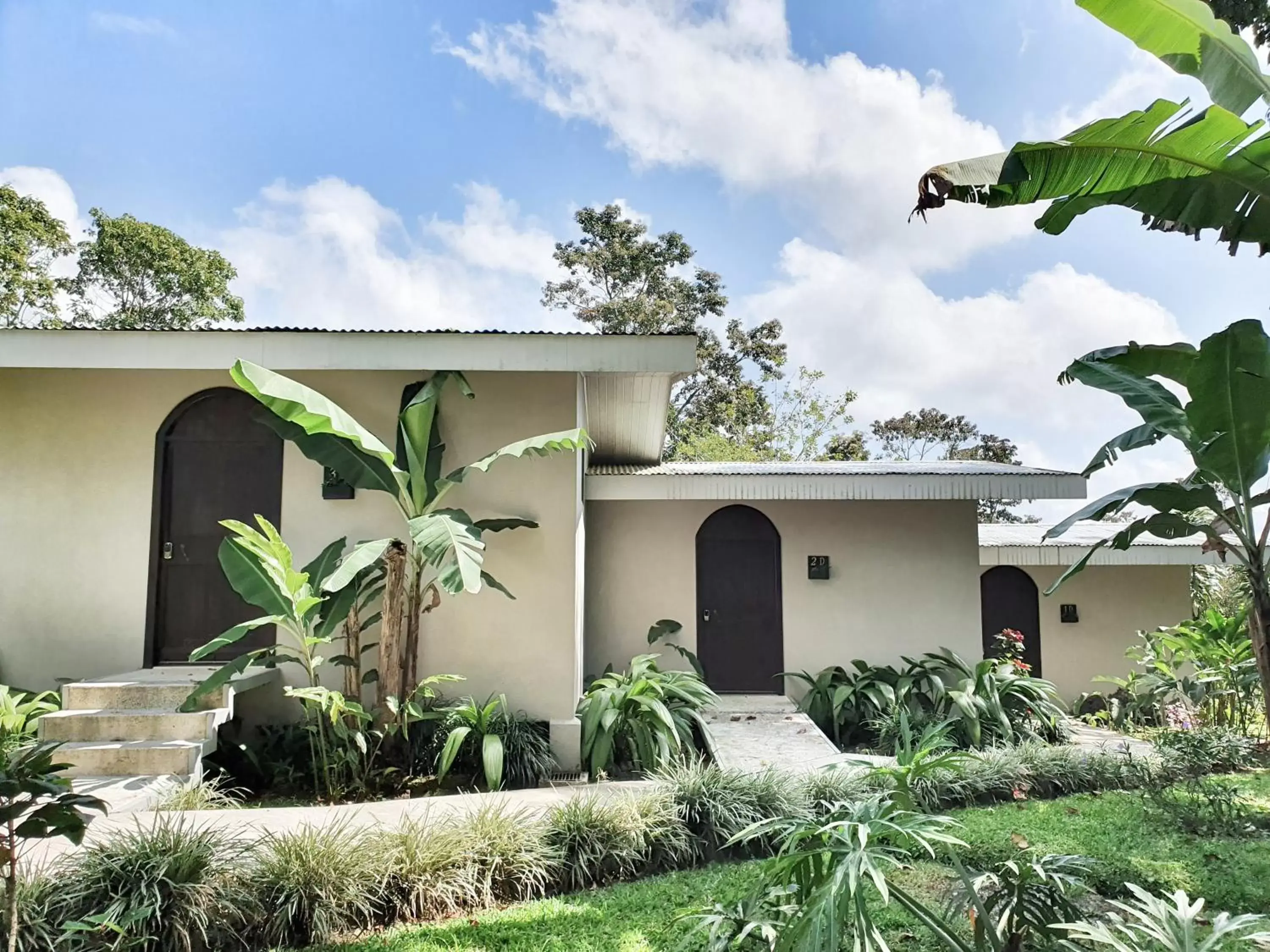 Patio, Property Building in Yellow Tree Suites