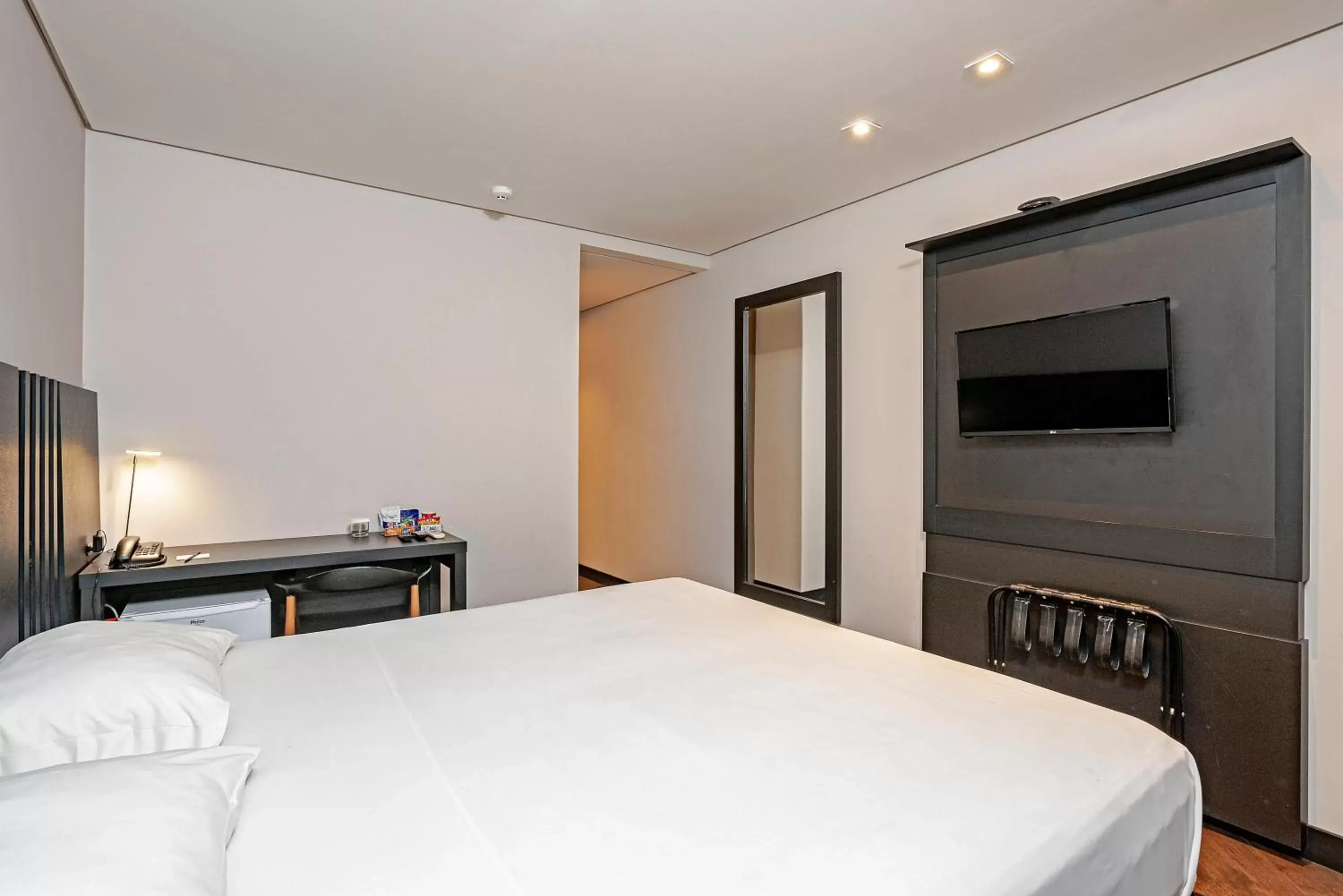 Double Room - single occupancy - Disability Access in Slaviero Baia Norte Florianópolis Double Room - single occupancy - Disability Access in Slaviero Baia Norte Florianópolis