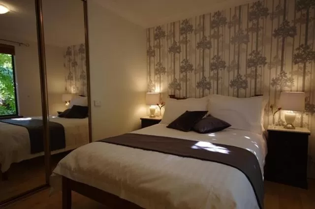 Bed in Astoria Retreat Bed & Breakfast