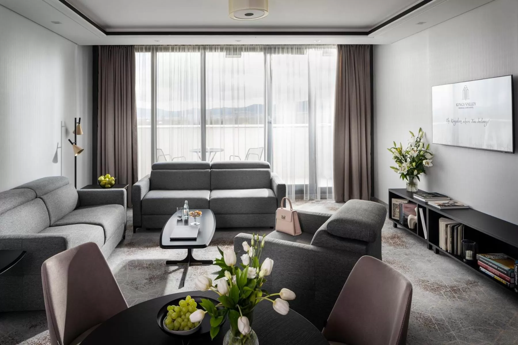 Living room in Kings' Valley Medical & Spa Hotel