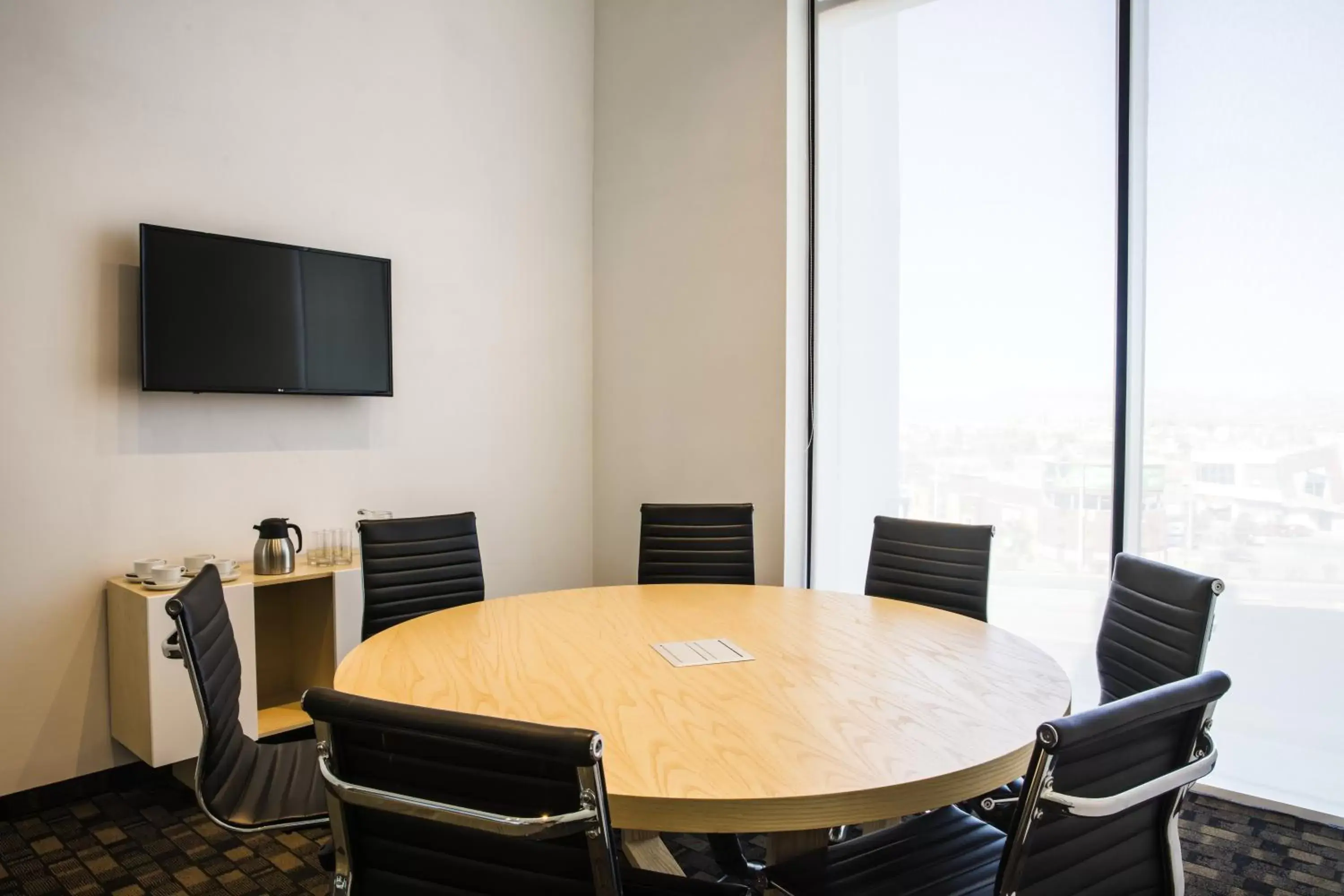 Photo of the whole room in Fiesta Inn Chihuahua Fashion Mall Photo of the whole room in Fiesta Inn Chihuahua Fashion Mall