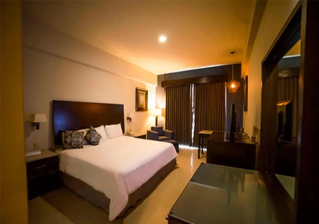 Bed in Hotel Grand Marlon