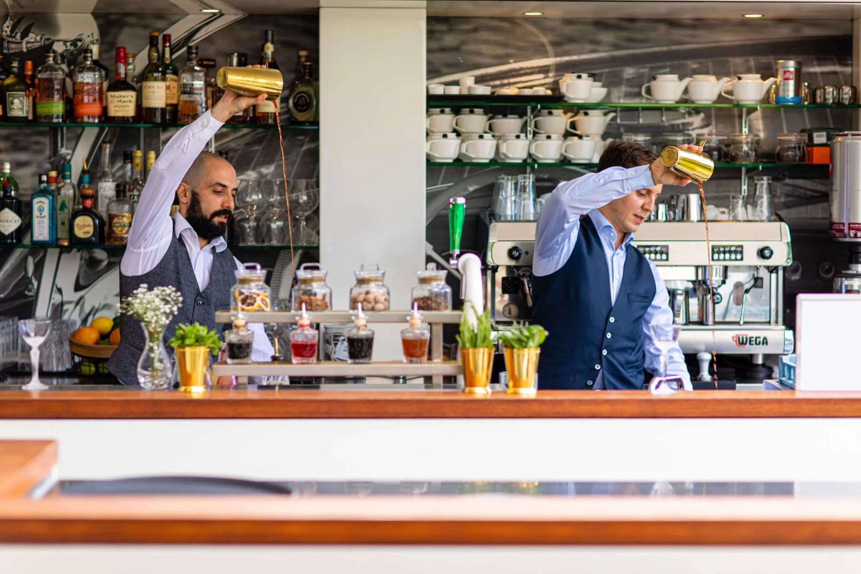 Lounge or bar in Hilton Amsterdam