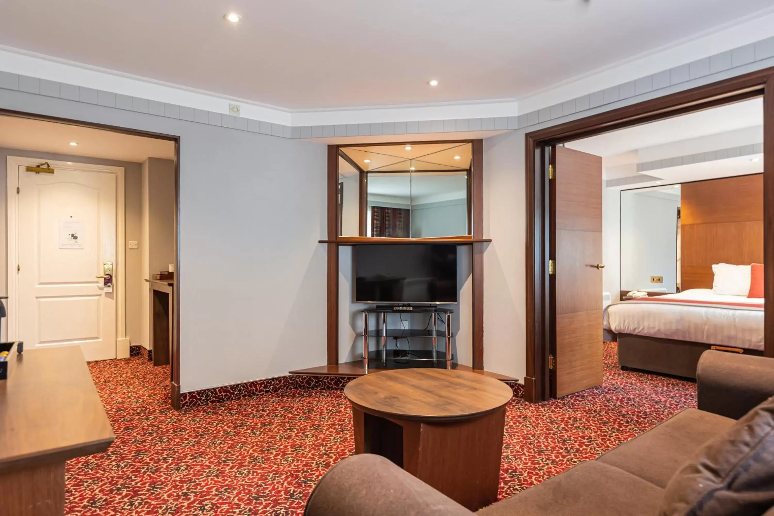 Bedroom, Seating Area in Mercure Tunbridge Wells Hotel