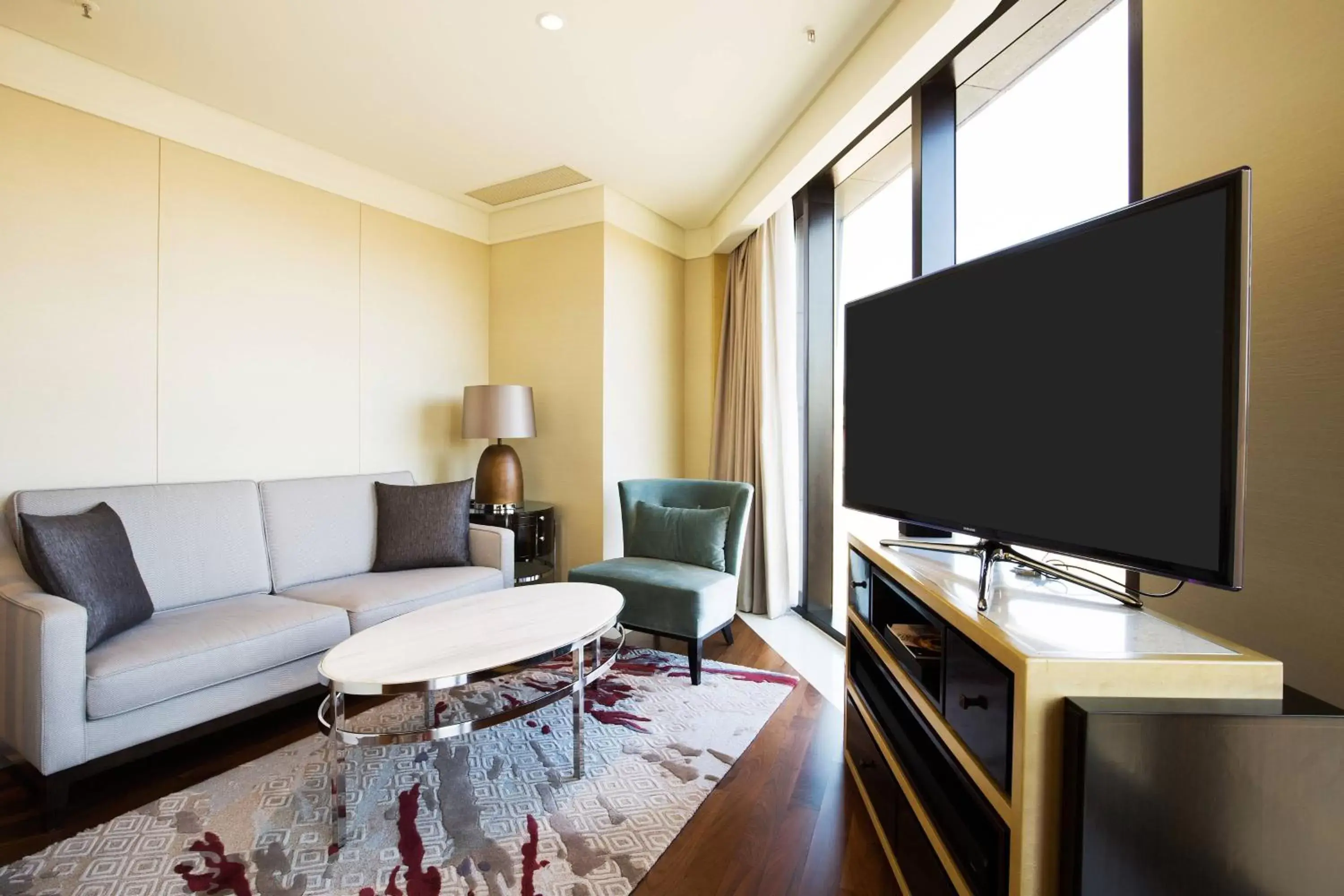 Living room, TV/Entertainment Center in JW Marriott Dongdaemun Square Seoul