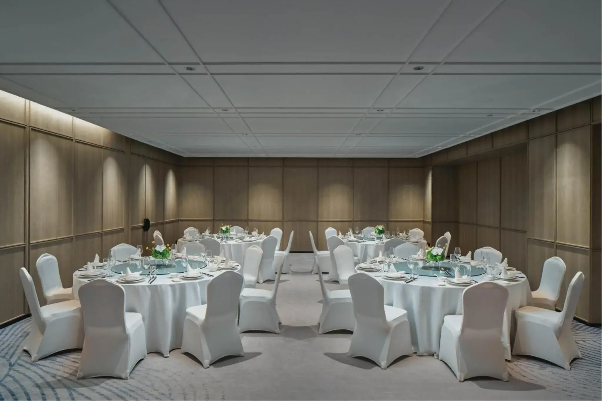 Meeting/conference room, Banquet Facilities in Crowne Plaza Hangzhou Riverside, an IHG Hotel