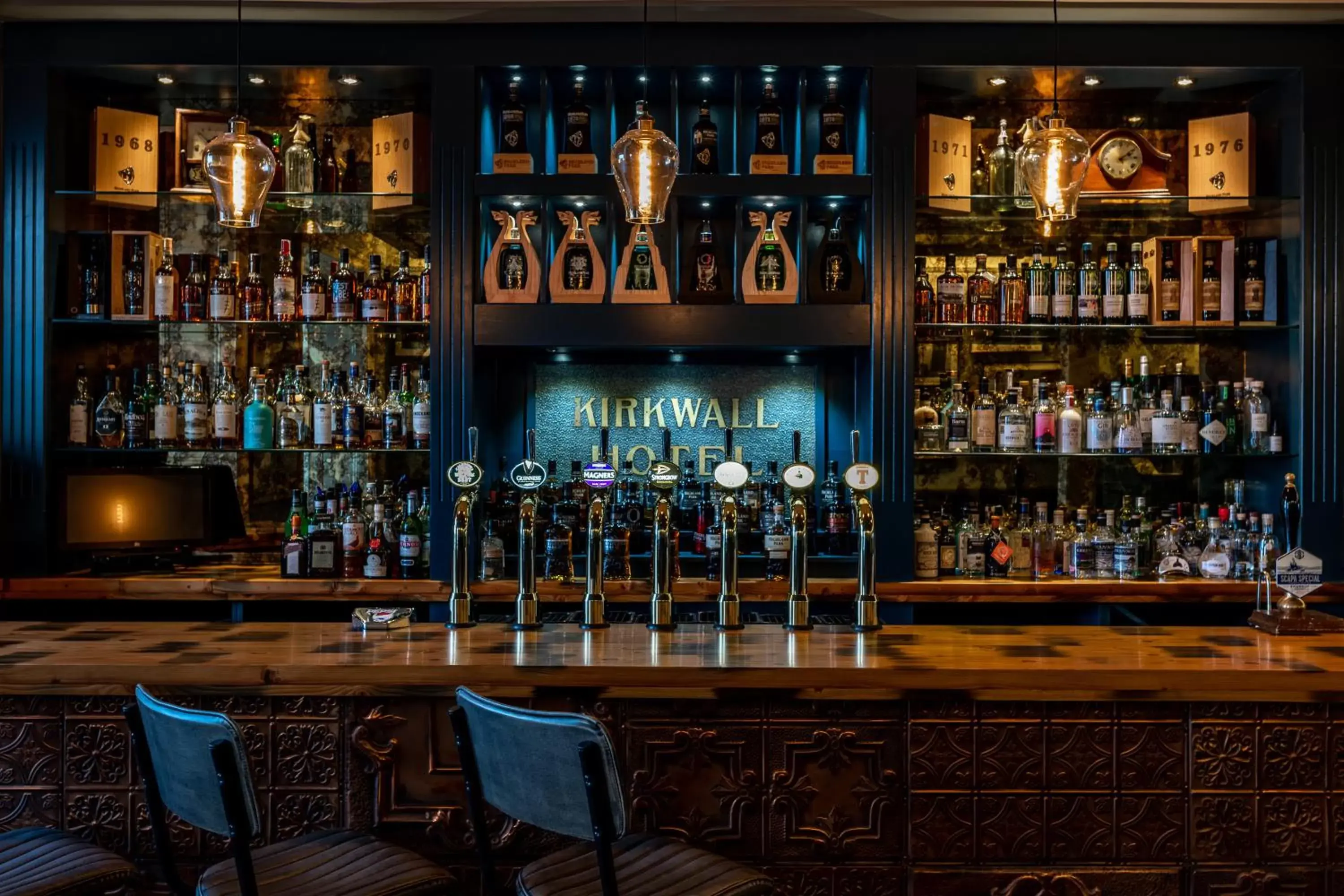 Lounge or bar in The Kirkwall Hotel Lounge or bar in The Kirkwall Hotel