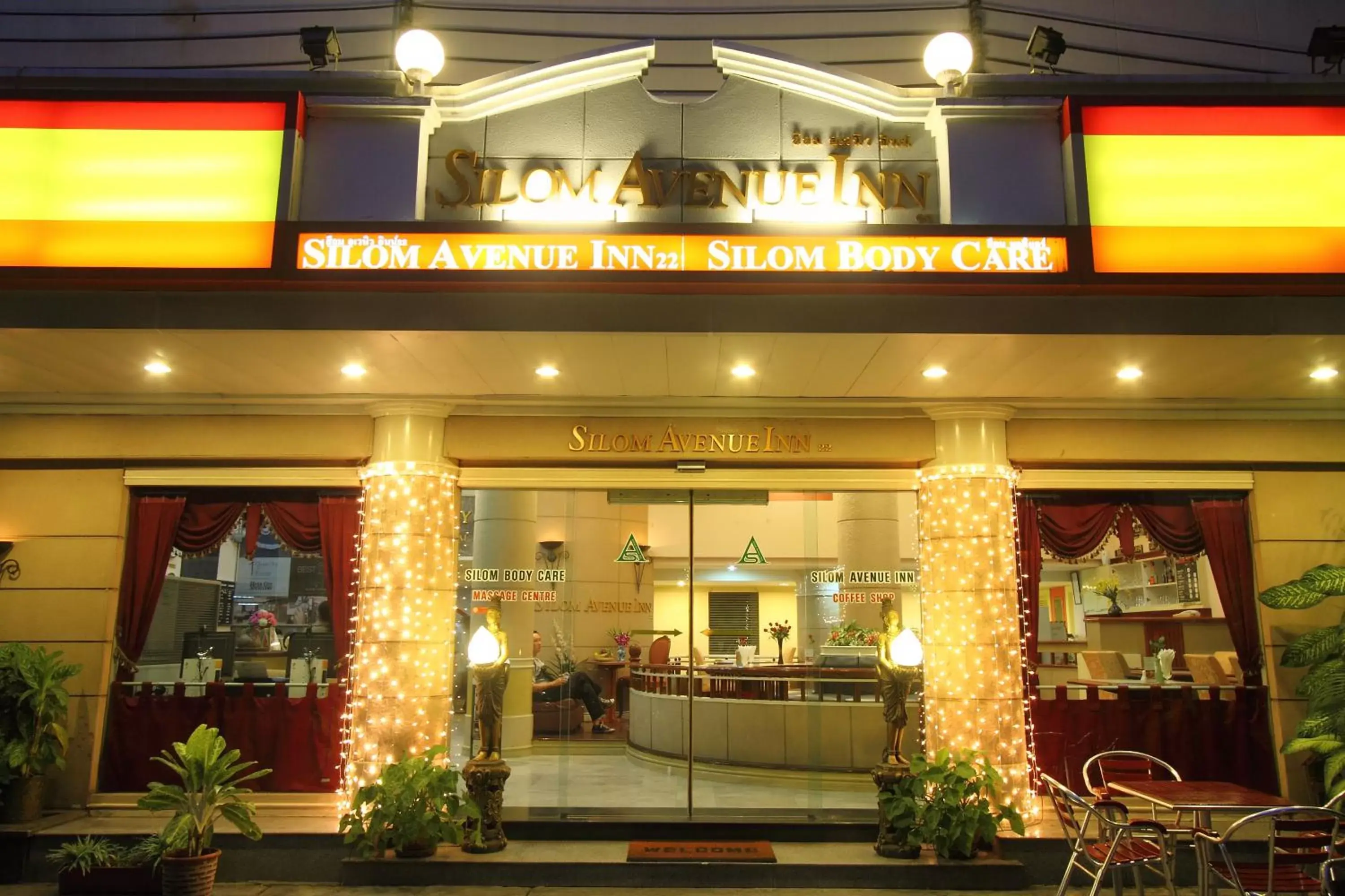 Facade/entrance in Silom Avenue Inn