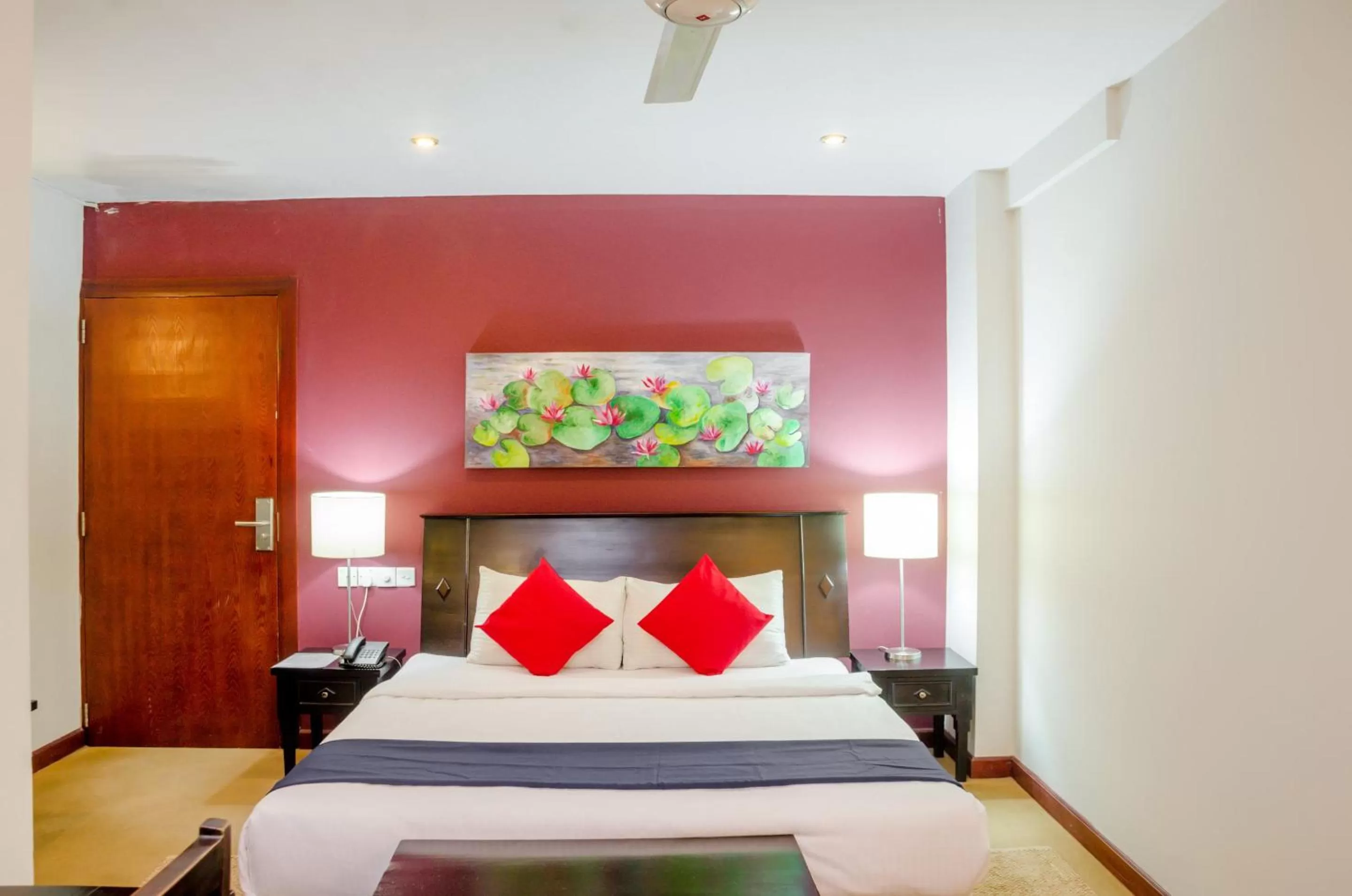 Bedroom, Bed in Opulent River Face Hotel