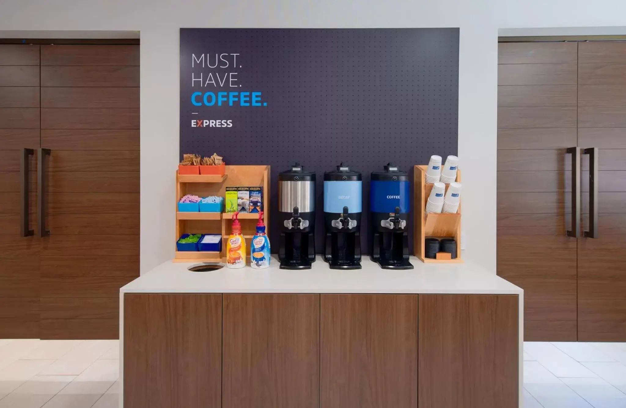 Breakfast in Holiday Inn Express La Mesa Near SDSU by IHG Breakfast in Holiday Inn Express La Mesa Near SDSU by IHG