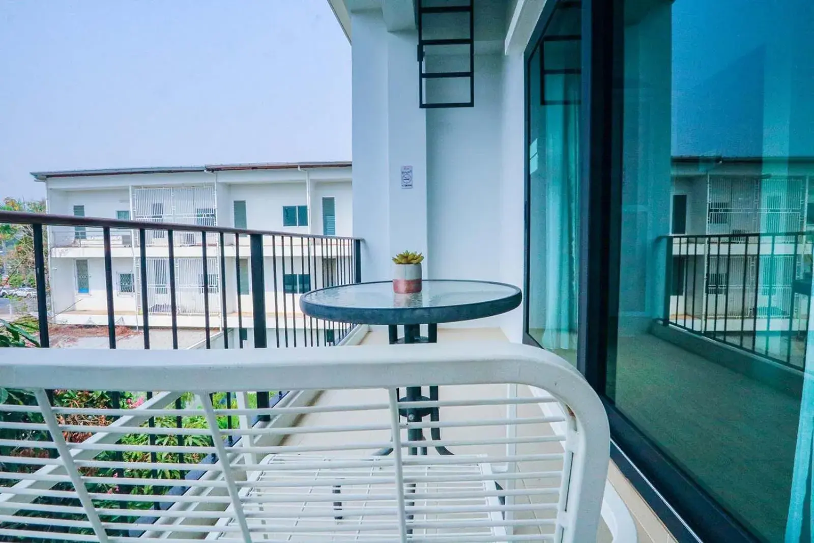 Patio, Balcony/Terrace in Jamjuree Home