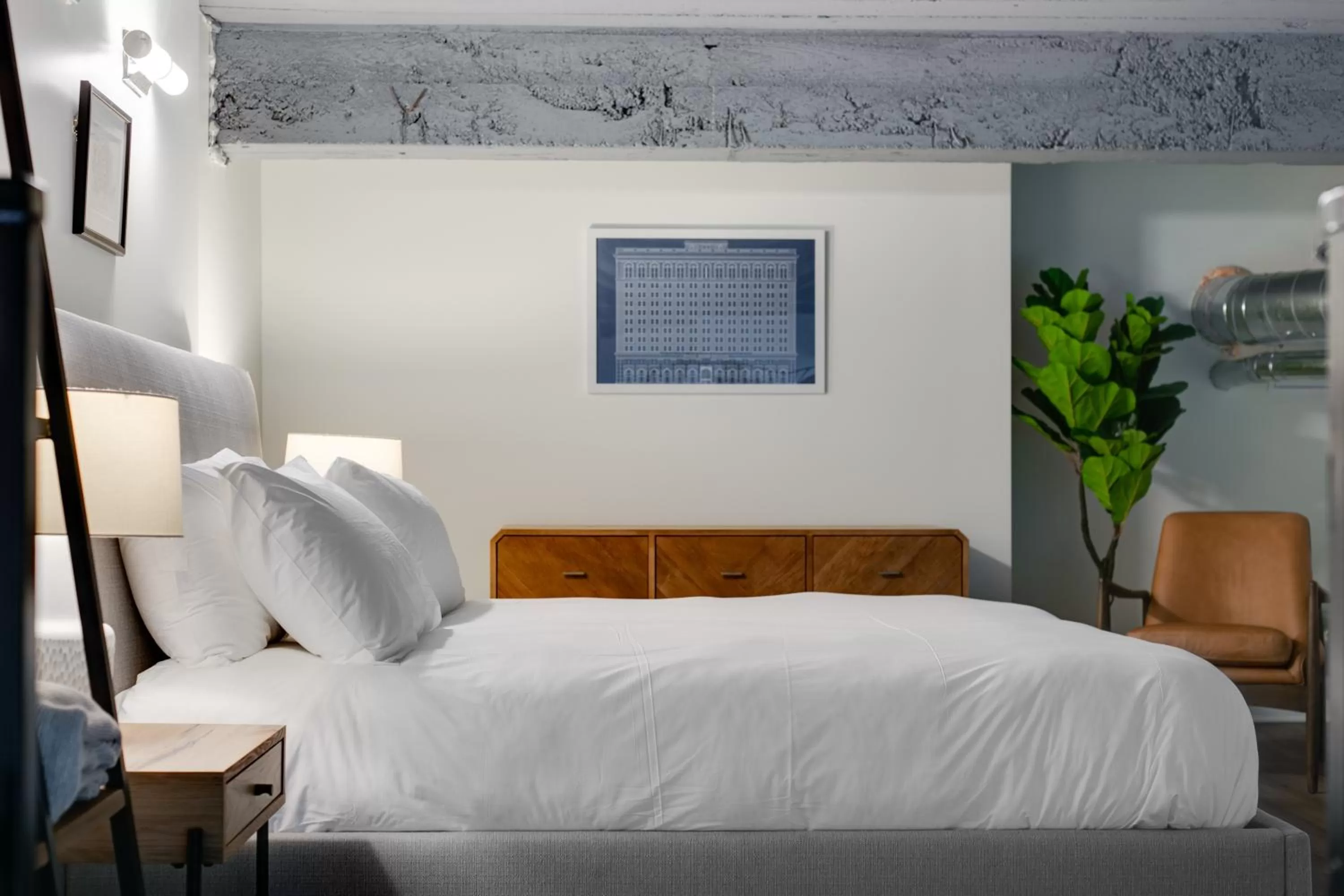 Bed in The Ledger Residences by Sosuite - Old City