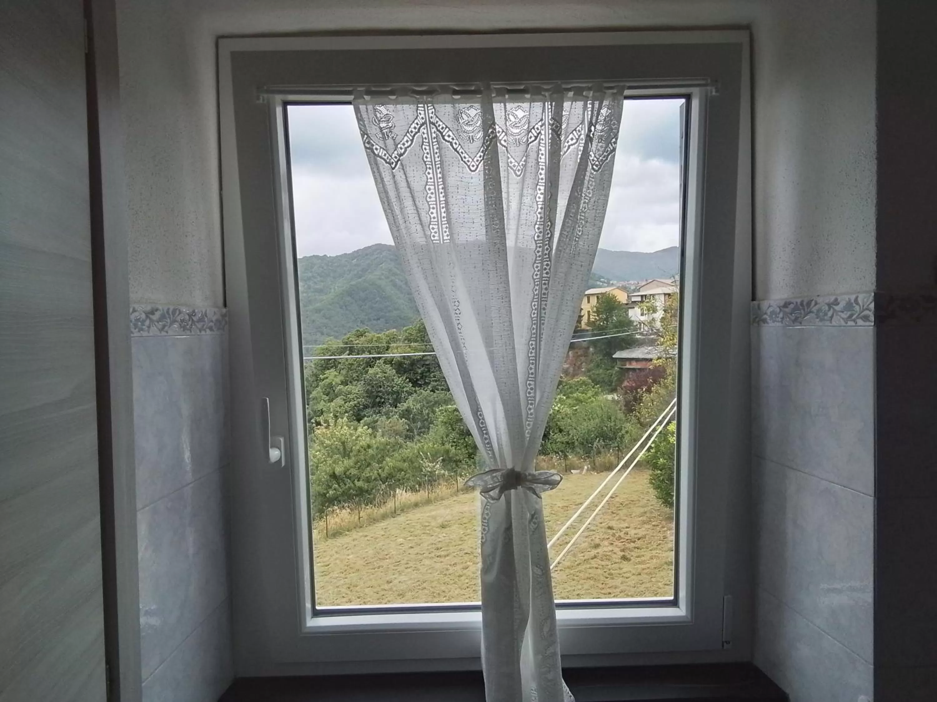 Bathroom, Mountain View in ANITA B&B