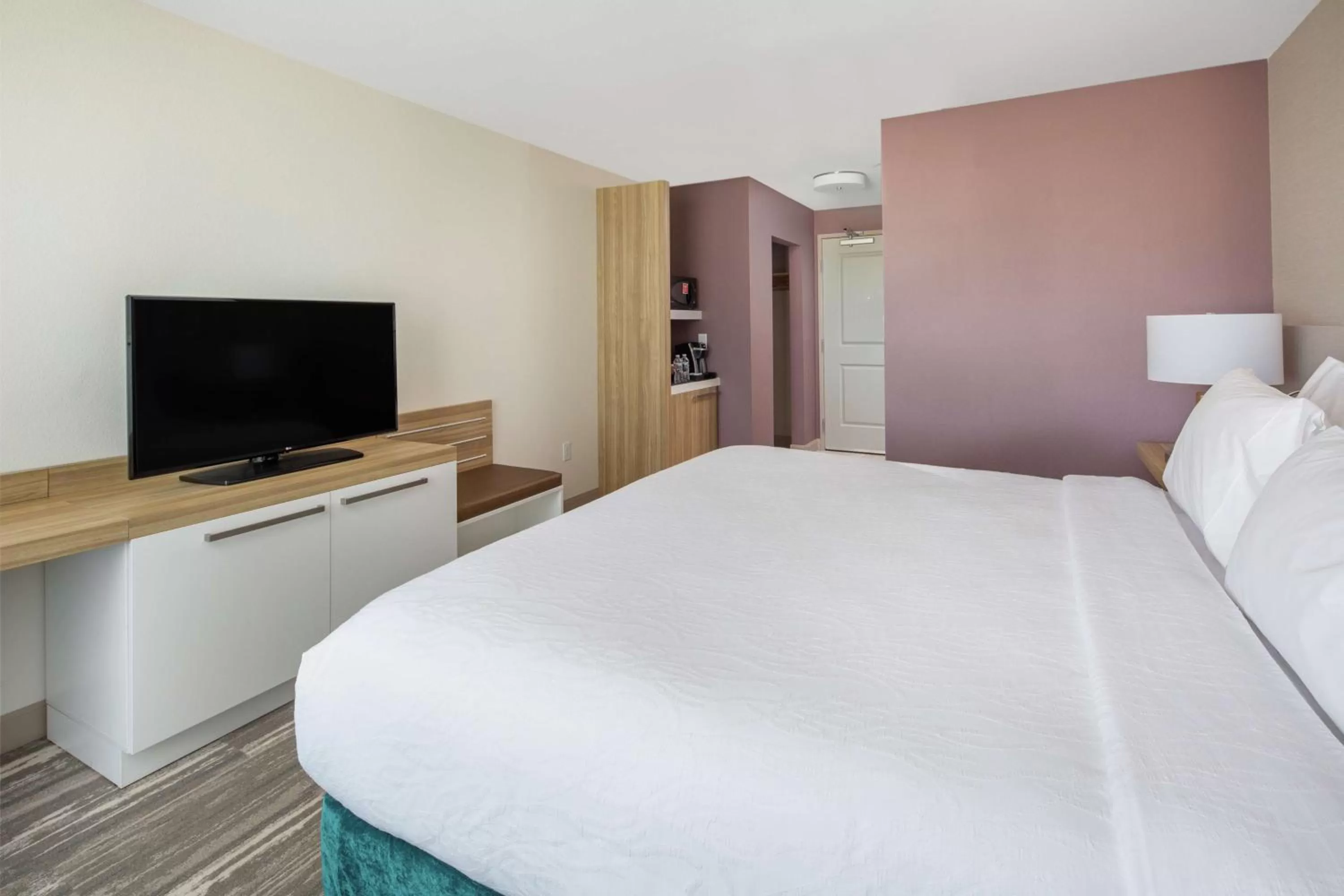 King Room - Hearing Accessible in Hilton Garden Inn Surprise Phoenix