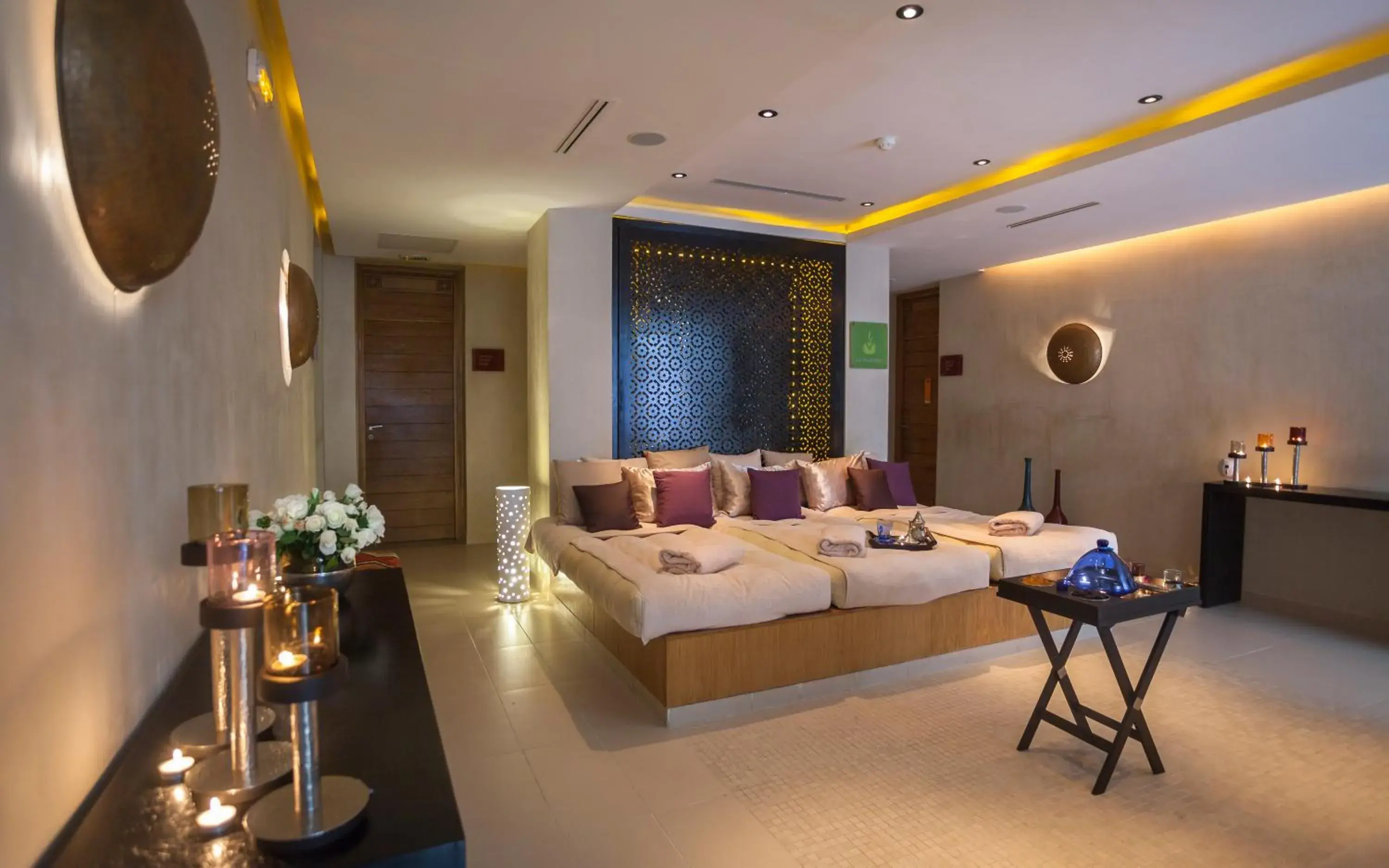 Fitness centre/facilities, Bed in Mövenpick Hotel Gammarth Tunis Fitness centre/facilities, Bed in Mövenpick Hotel Gammarth Tunis