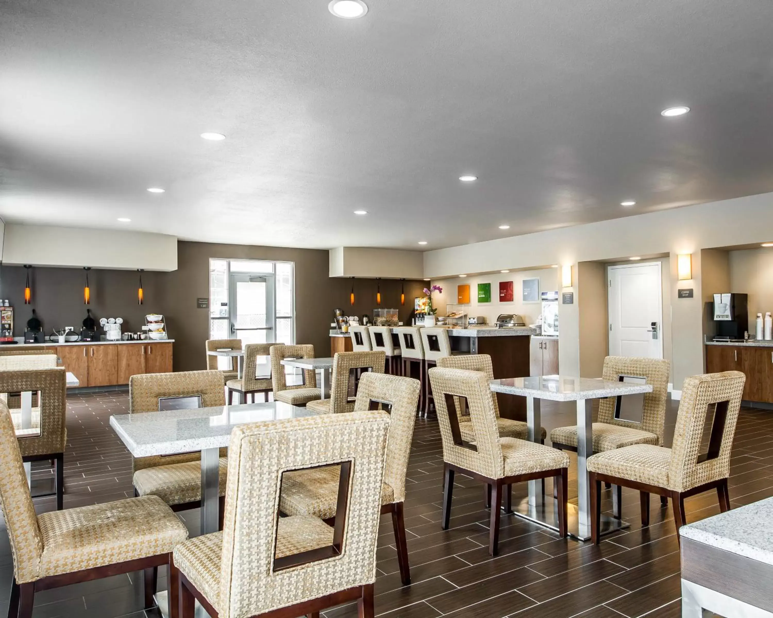 Dining area, Restaurant/Places to Eat in Comfort Suites Woodland - Sacramento Airport