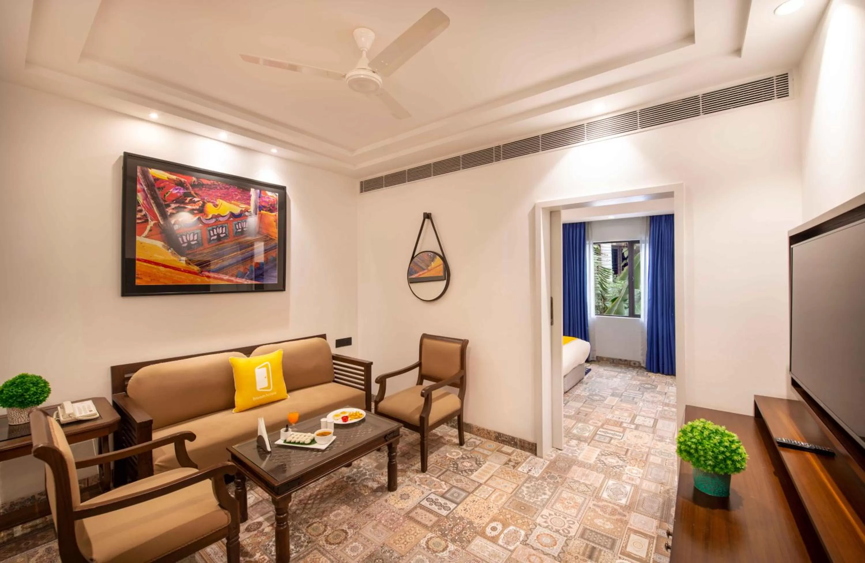 Living room in Bloom Boutique l GK1