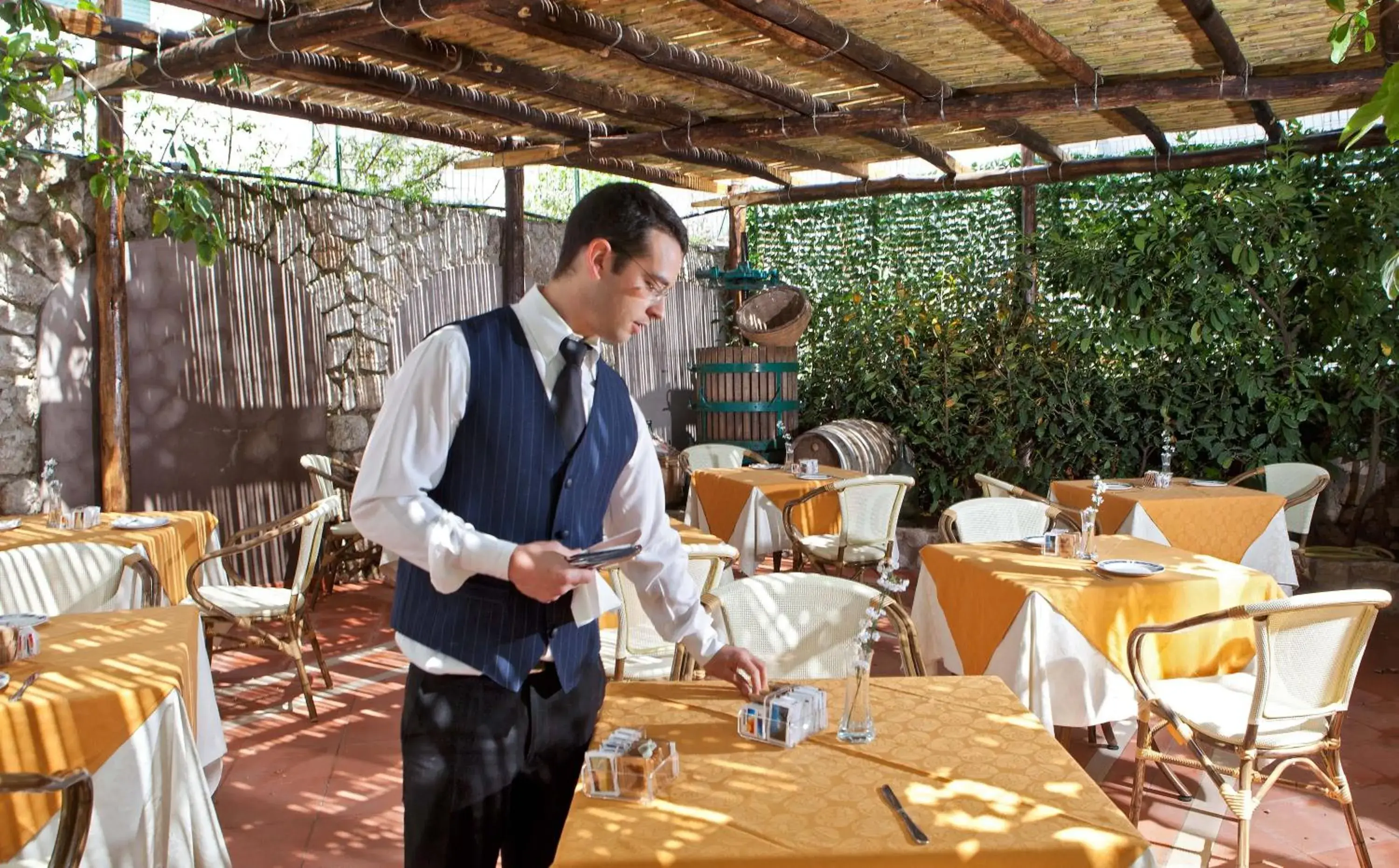 Restaurant/Places to Eat in Hotel San Felice
